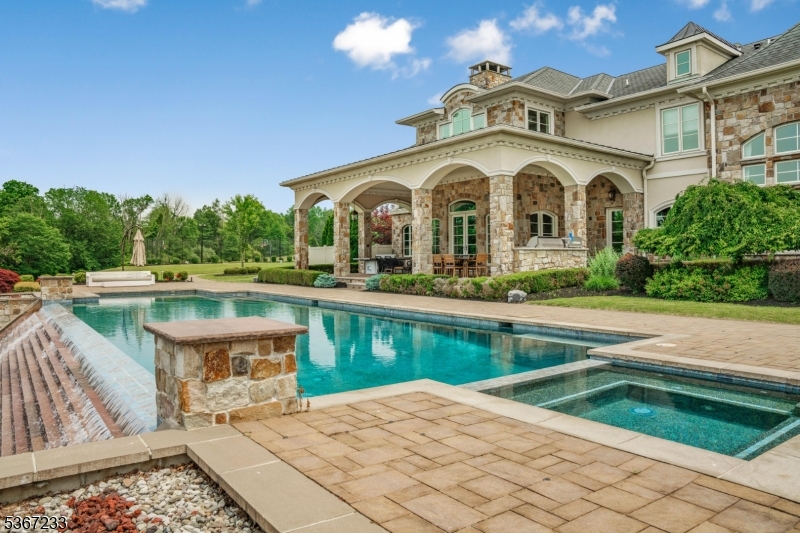 1315 CANAL ROAD