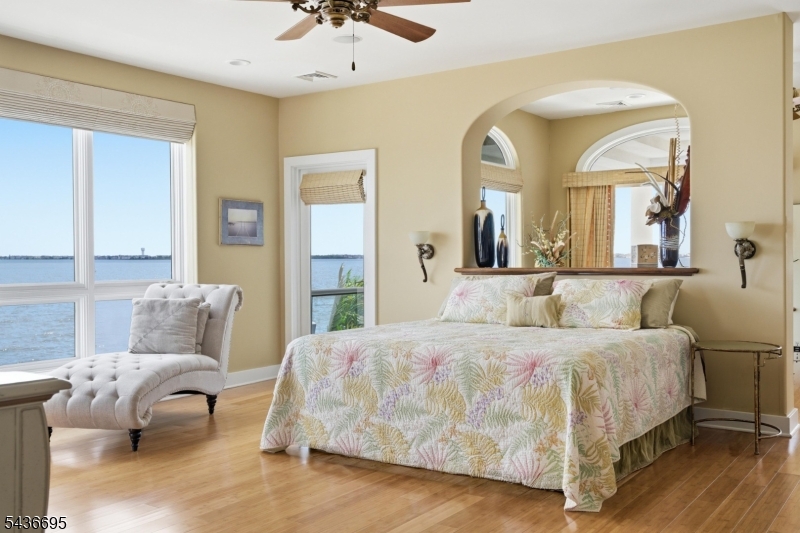 3331-3333 LONG POINT DRIVE