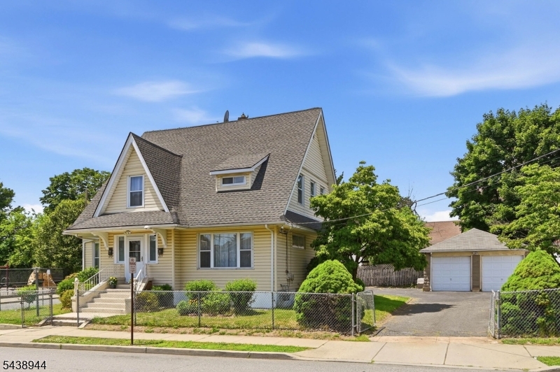 21 N 13Th St