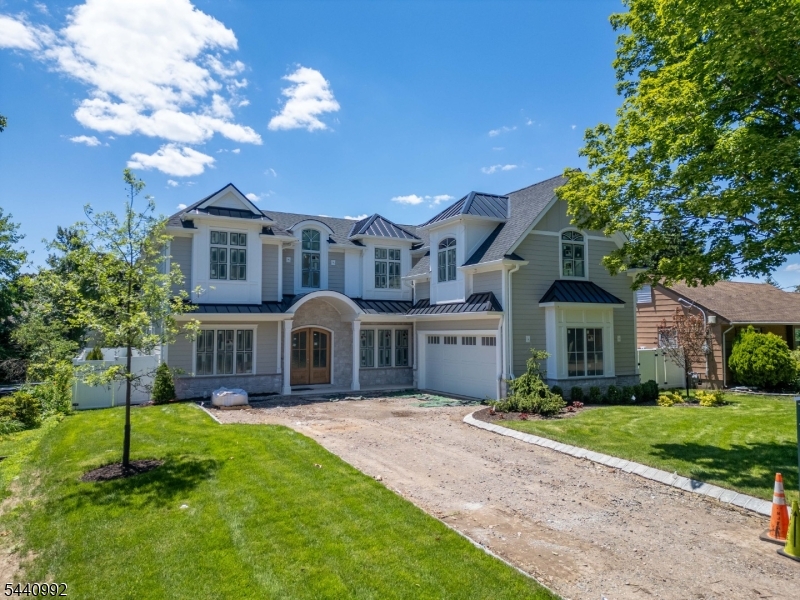 92 Oliver Rd