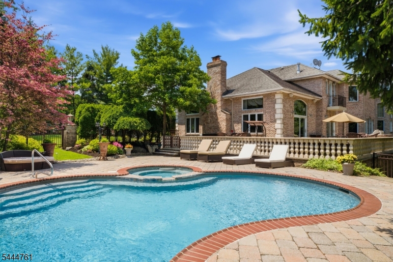 1 WIMBLEDON COURT