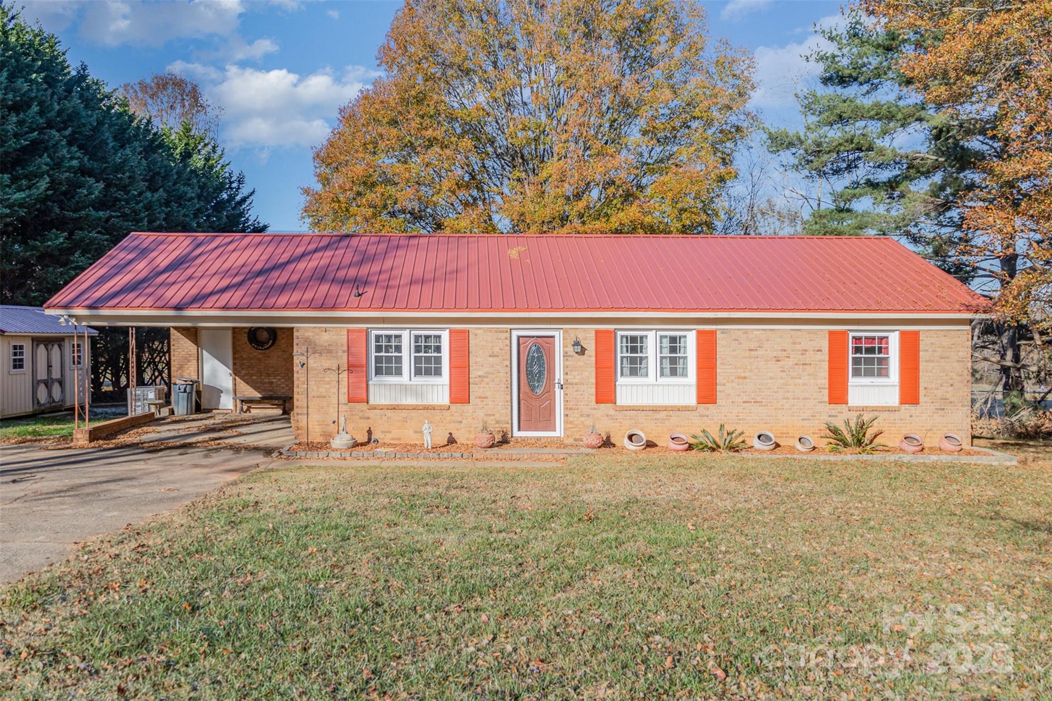 144 Mcmillian Heights Road