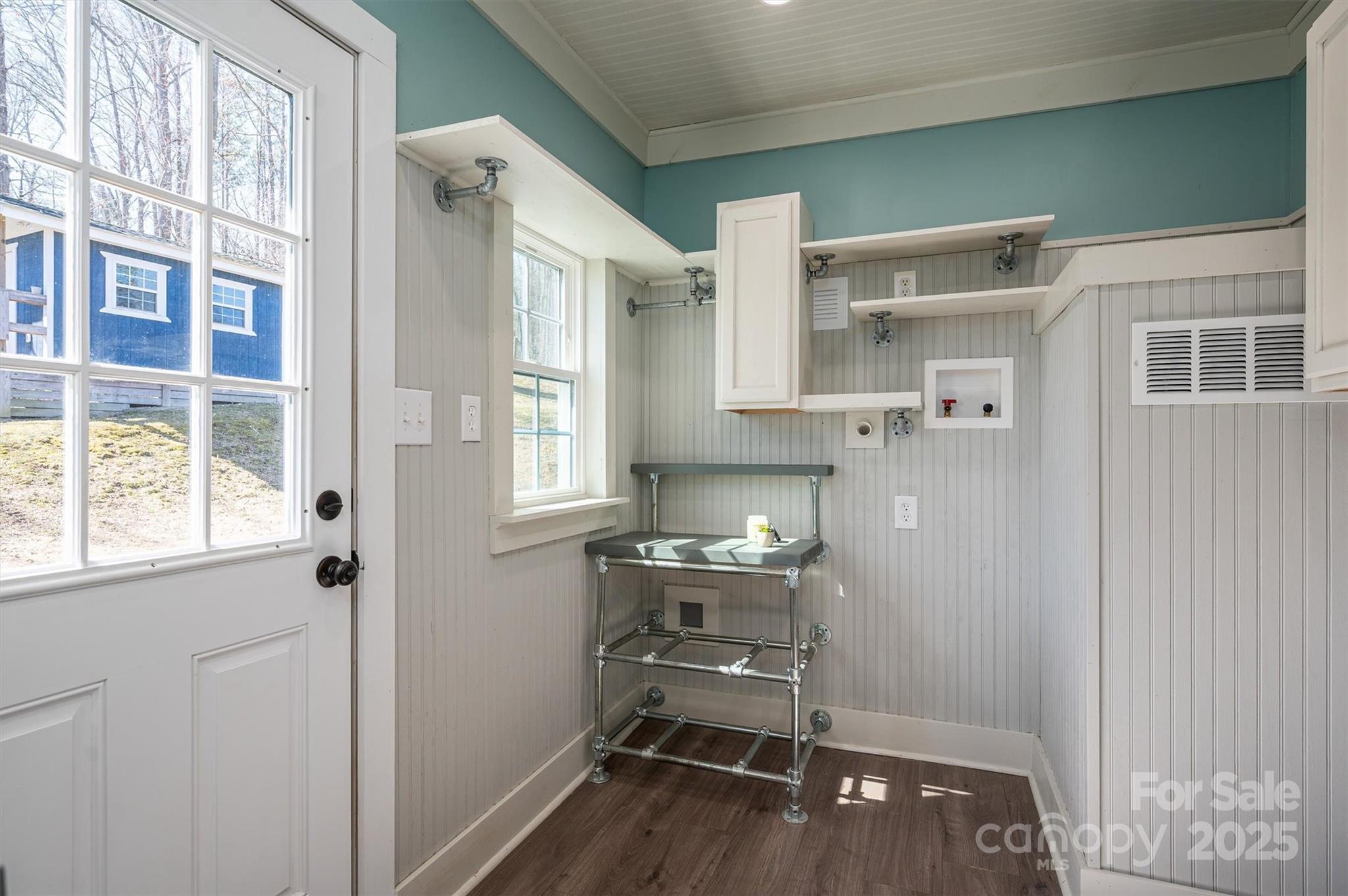 939 Dameron Road