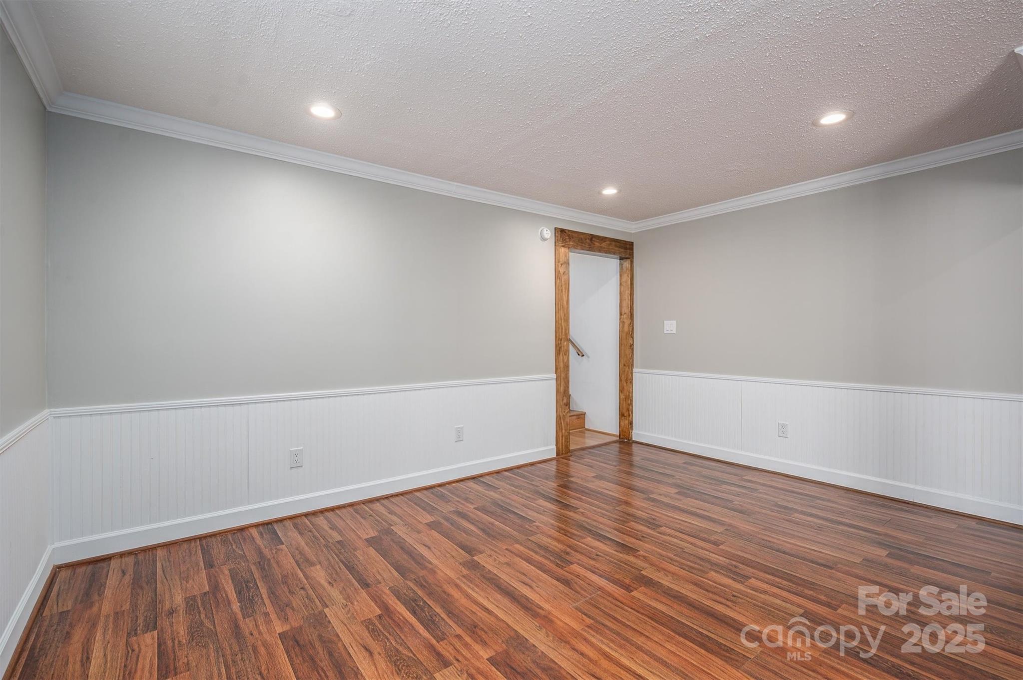 939 Dameron Road