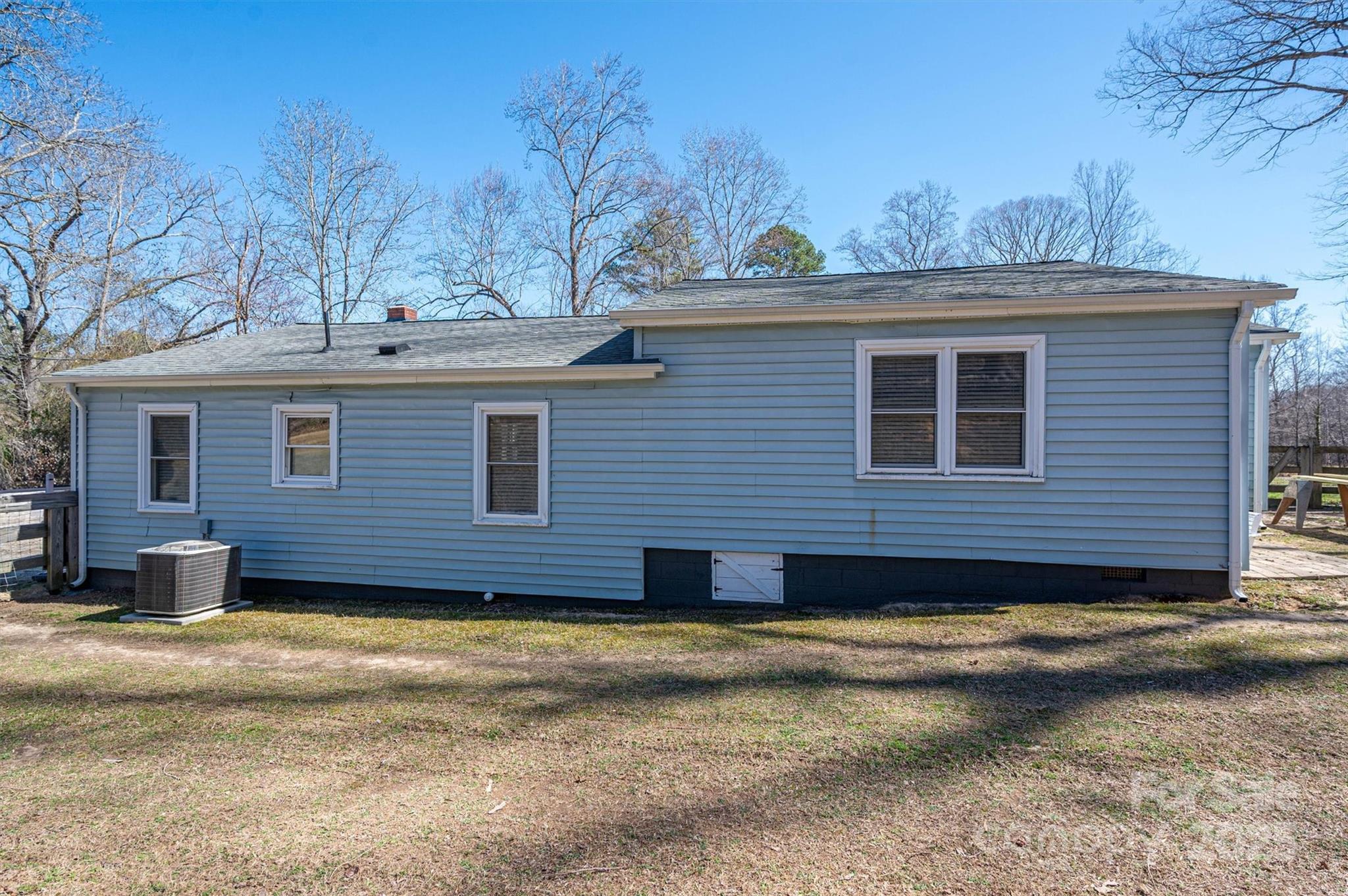 939 Dameron Road
