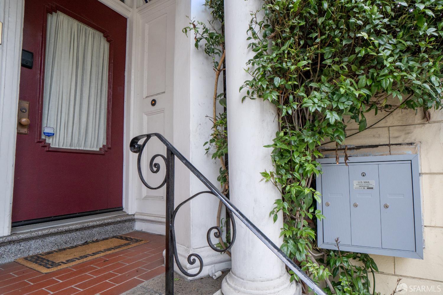 1888 Green Street