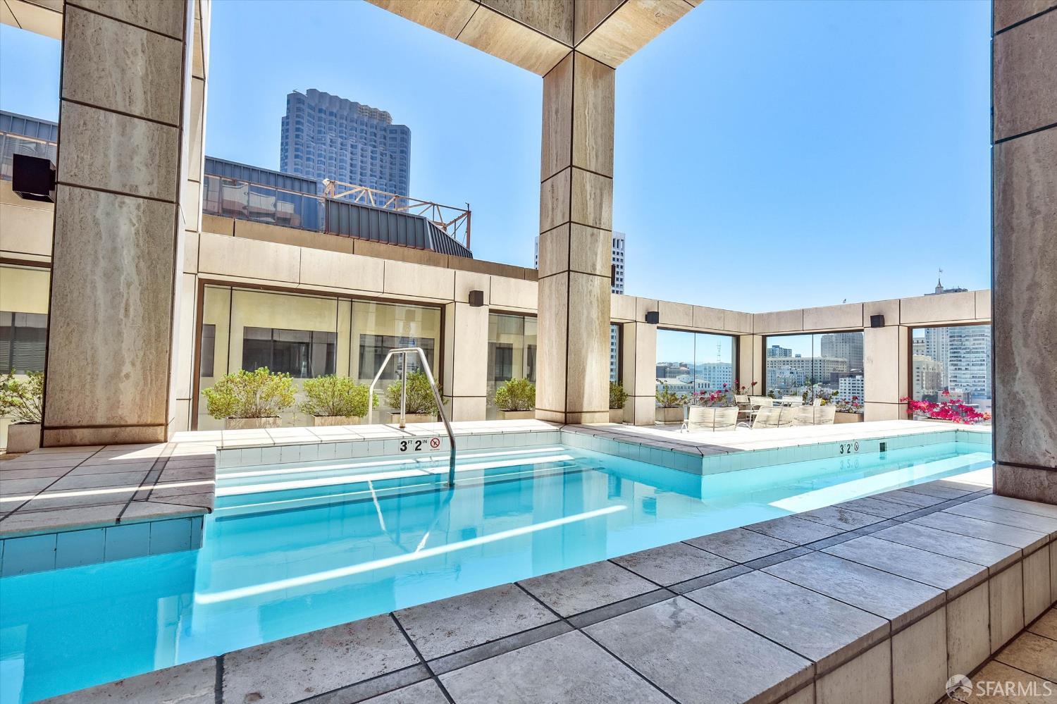 611 Washington Street # 2105
