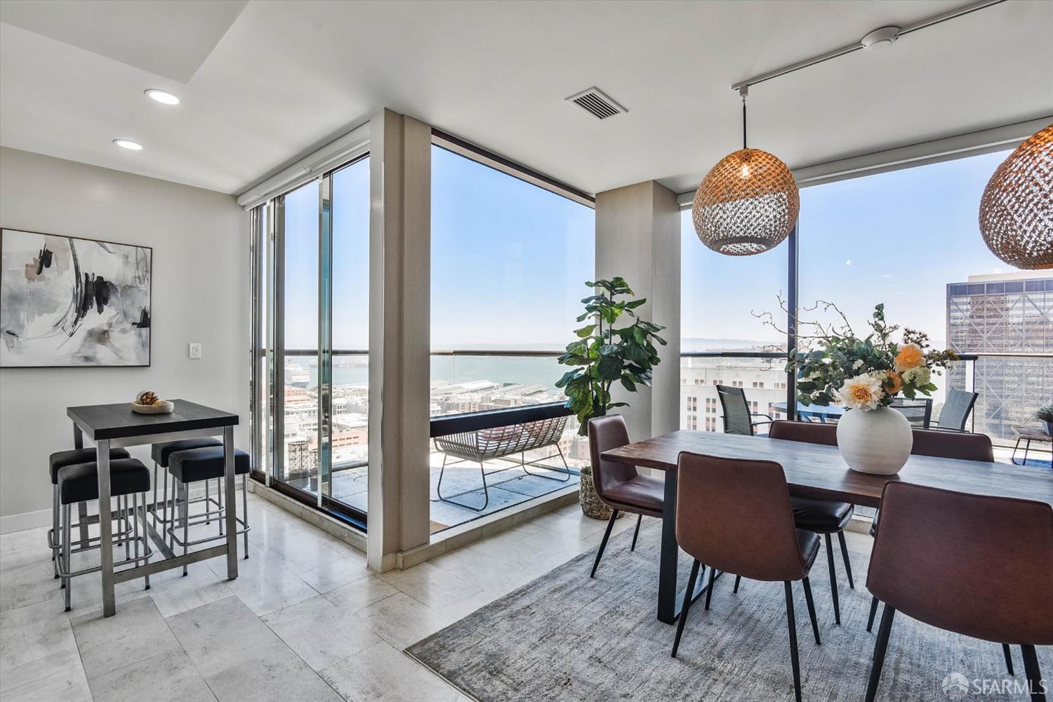 611 Washington Street # 2105