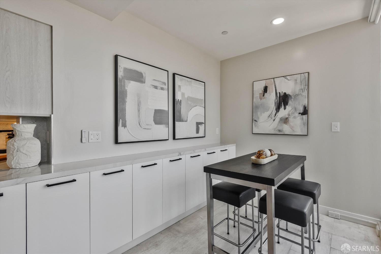 611 Washington Street # 2105