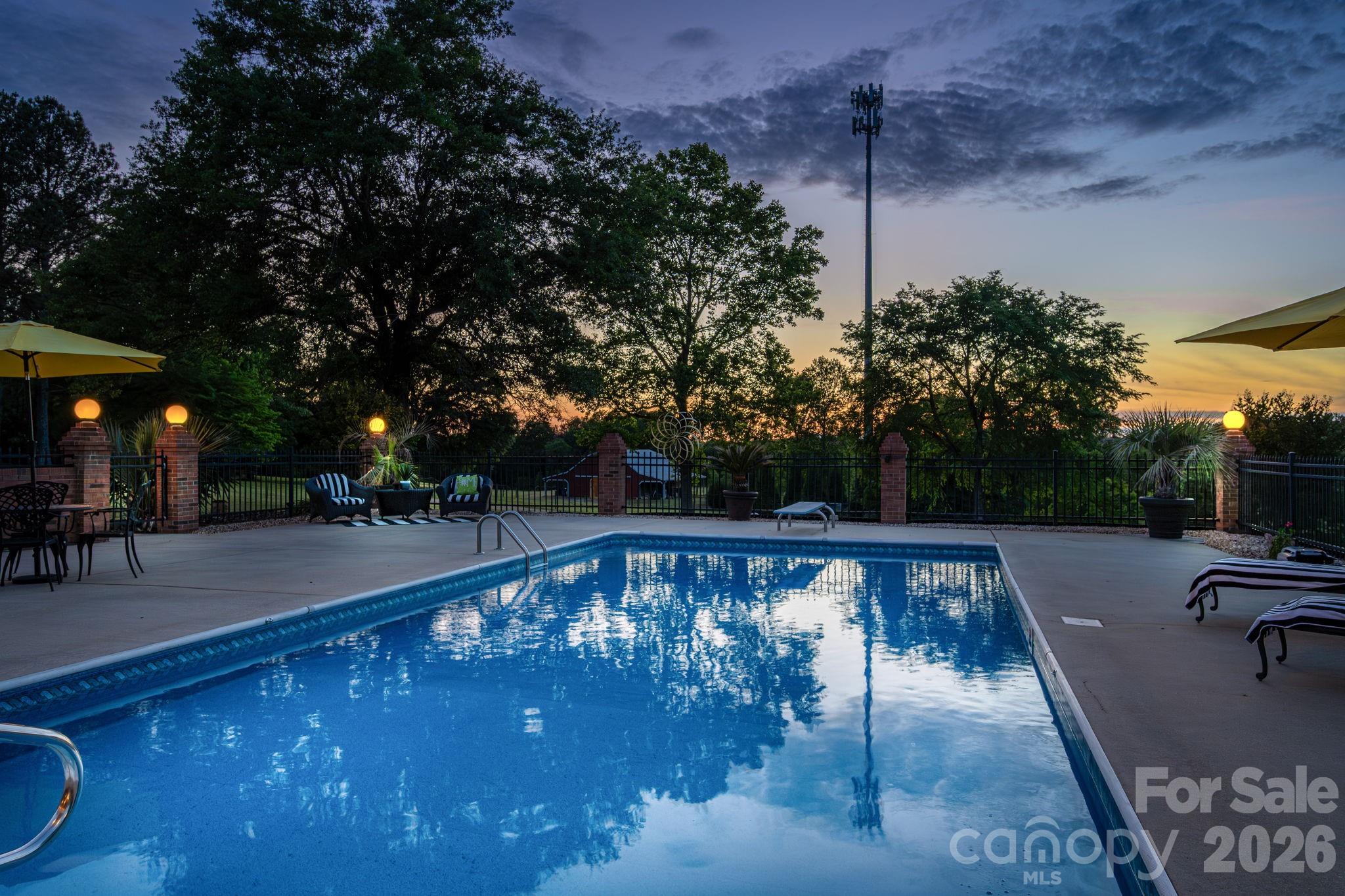 1327 Startown Road