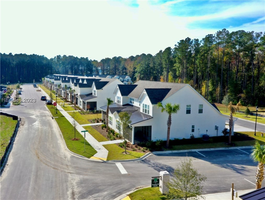 17 Marlowe Way Unit: 1