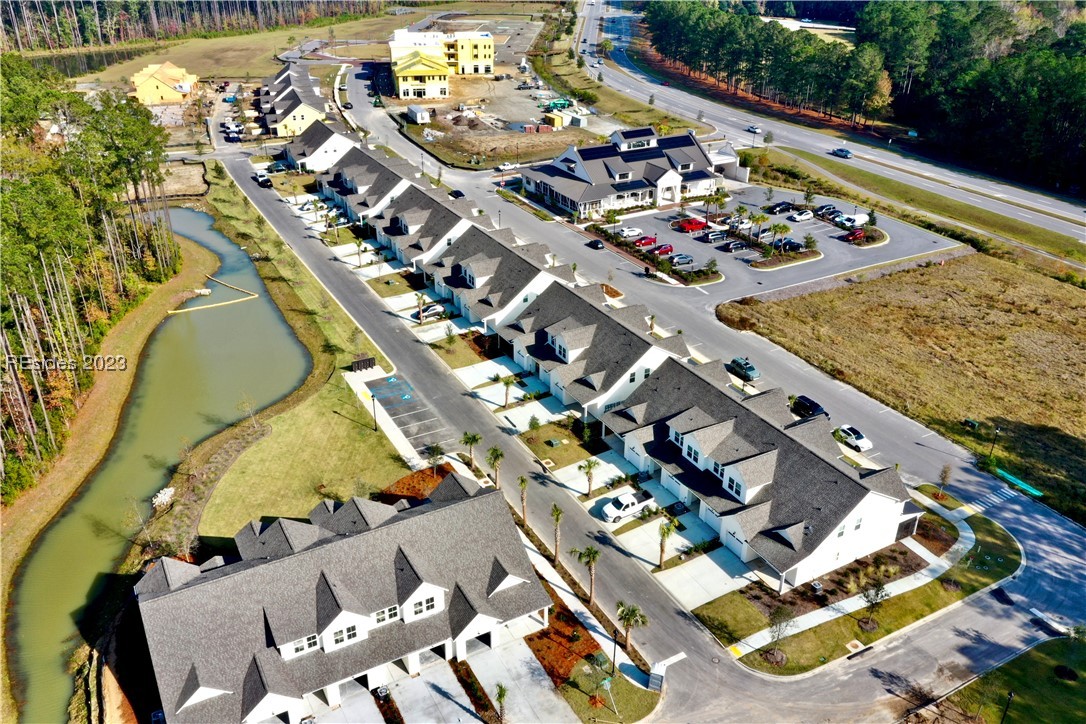 17 Marlowe Way Unit: 1