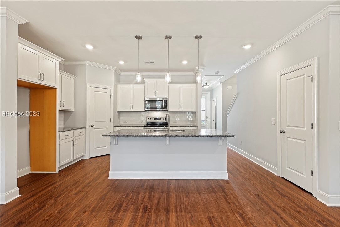 12 Marlowe Way Unit: 6