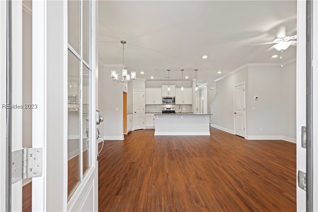 12 Marlowe Way Unit: 6