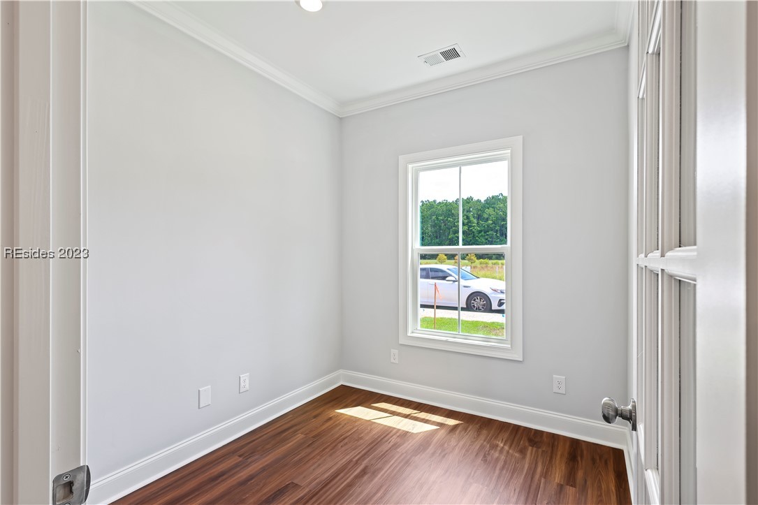 12 Marlowe Way Unit: 6