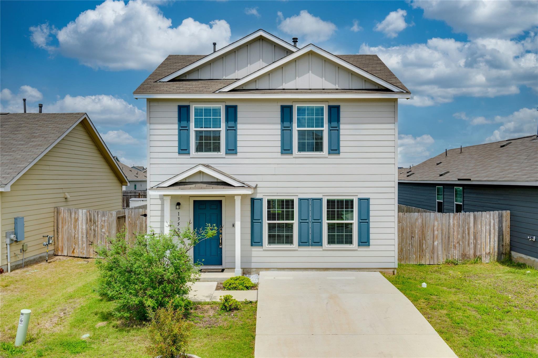 13520 Knights Branch DR