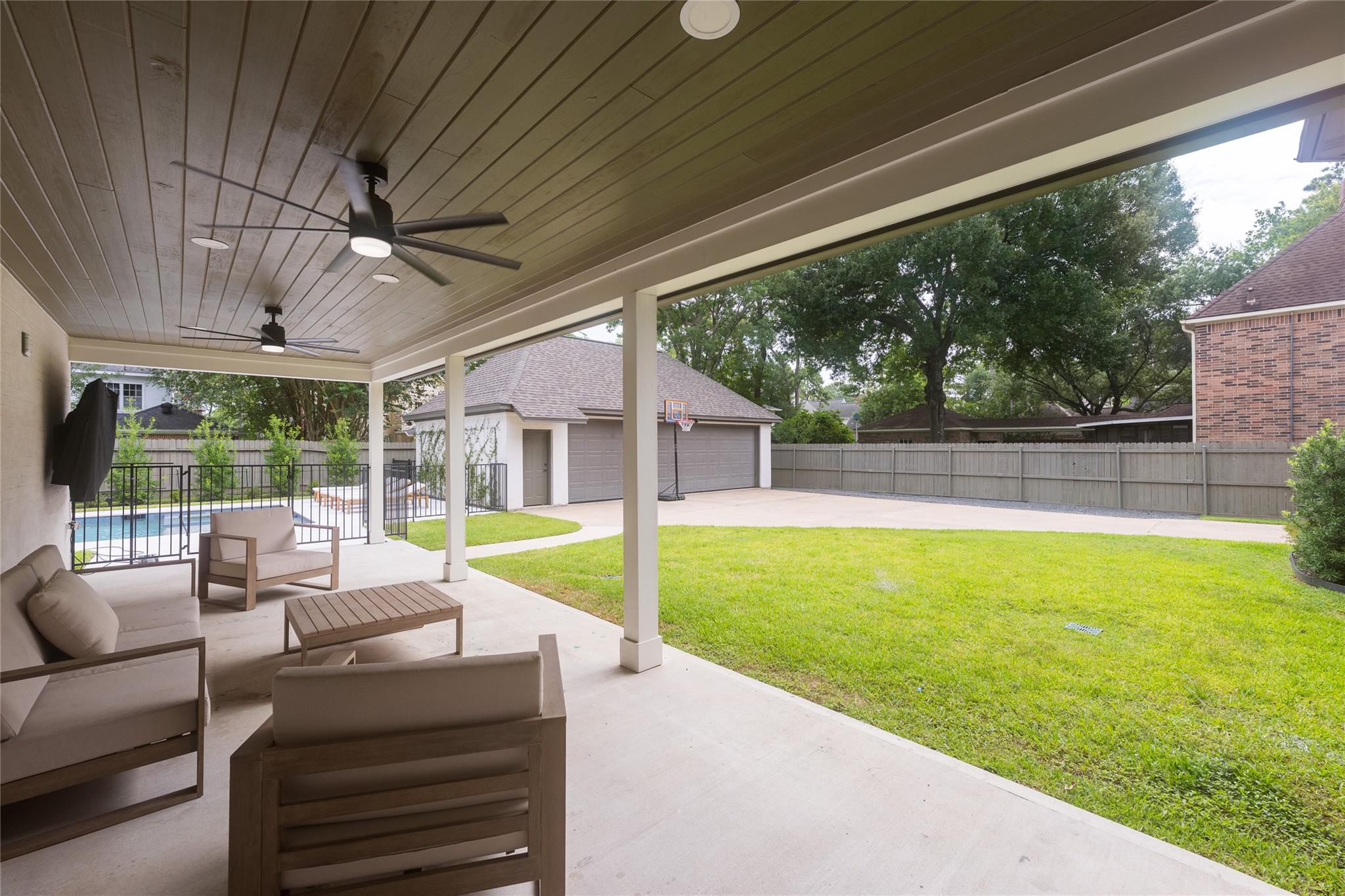 25 Woodsborough Circle