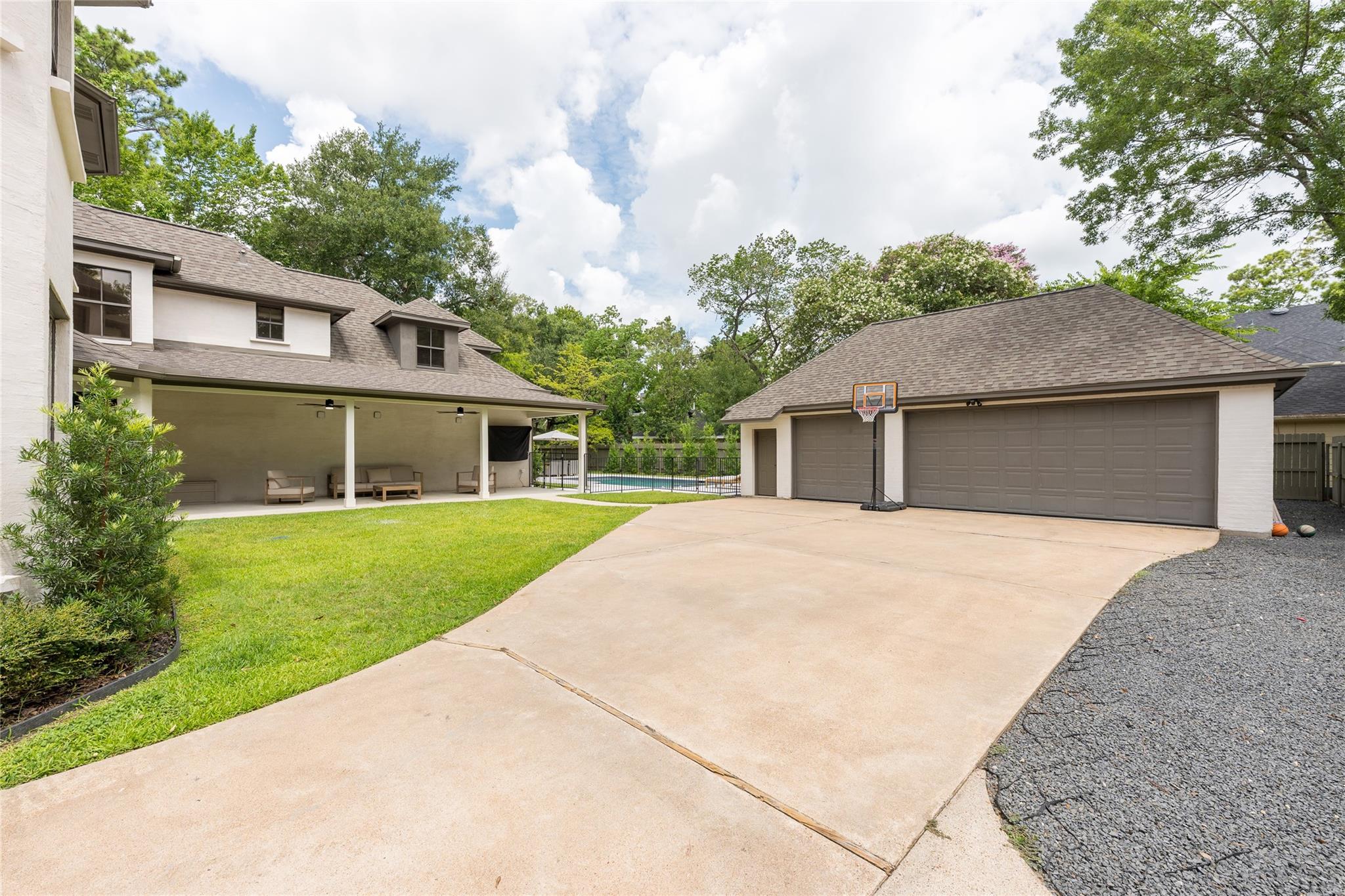 25 Woodsborough Circle