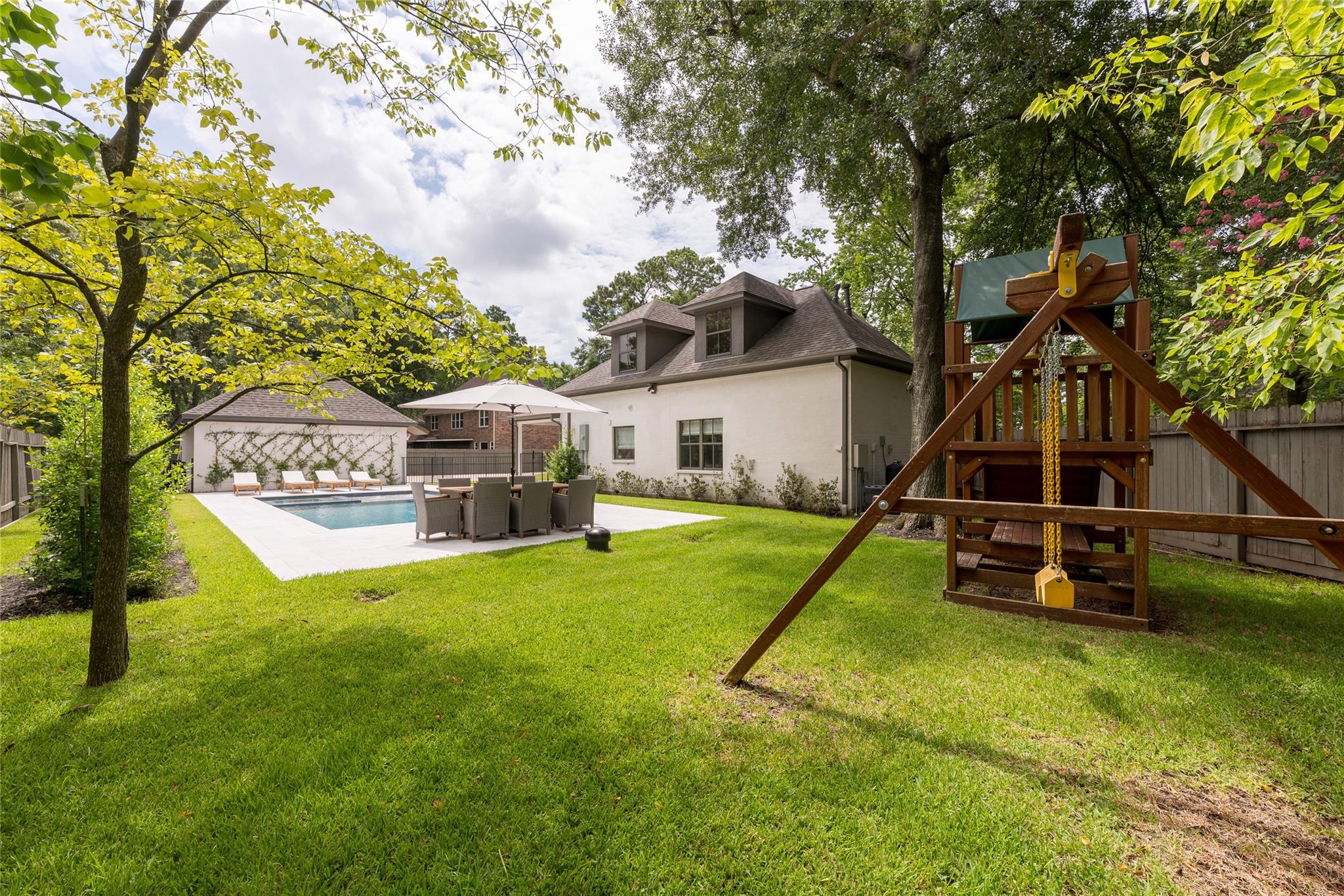 25 Woodsborough Circle