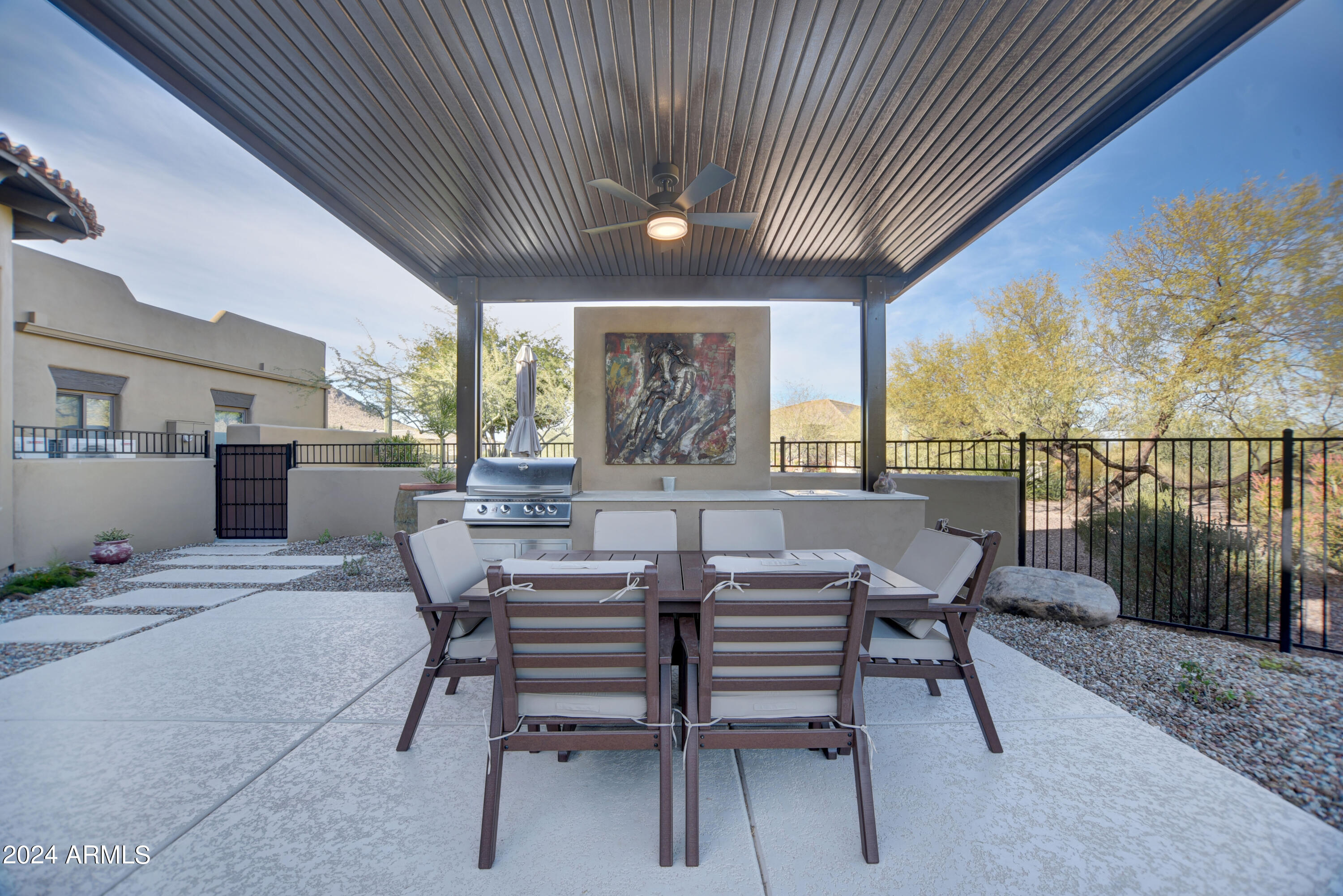 6330 E FLAT IRON Loop