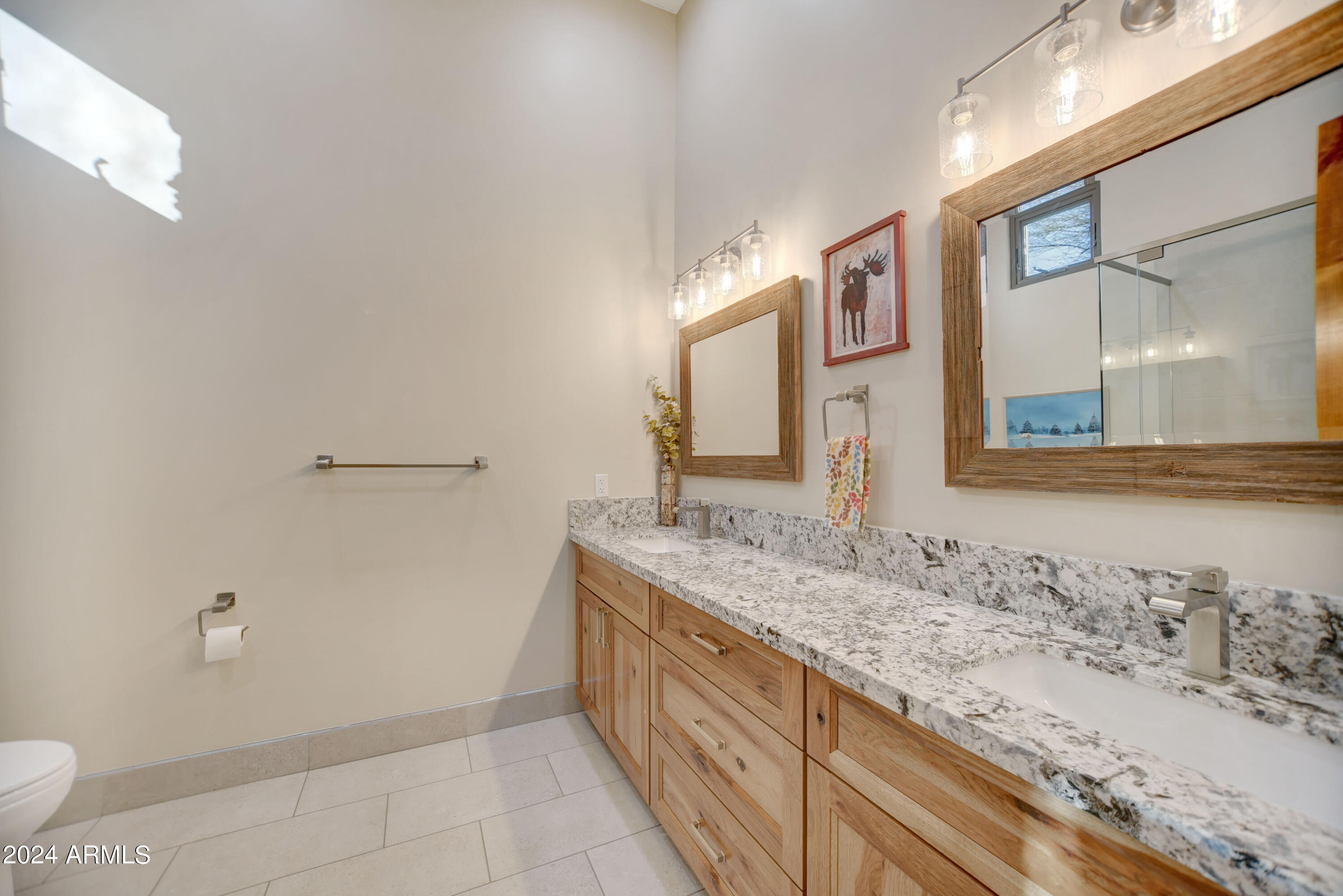 6330 E FLAT IRON Loop