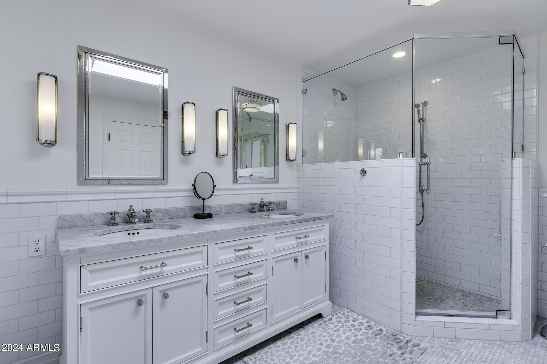 8132 E APPALOOSA Trail