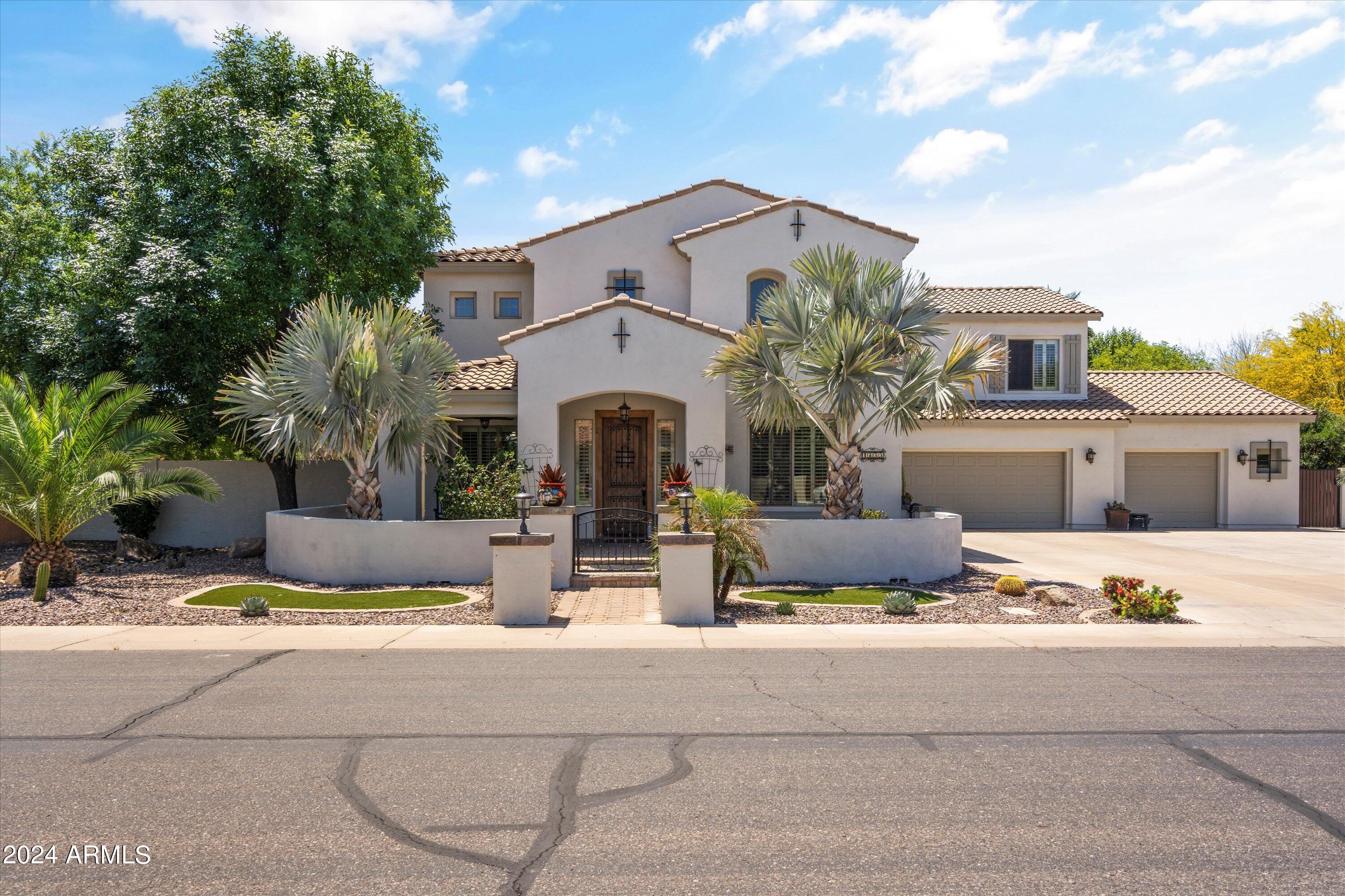 1835 E SCORPIO Place