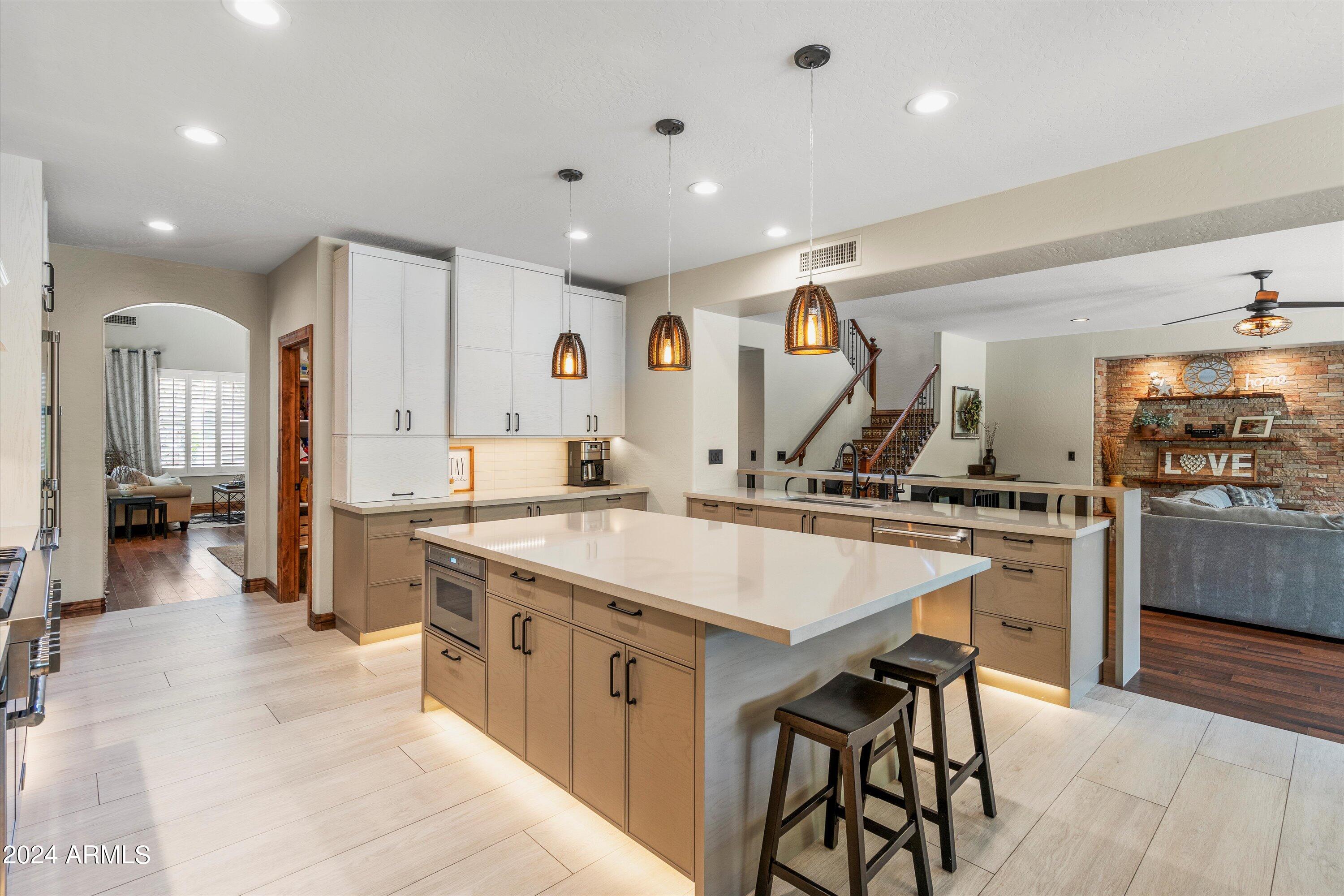 1835 E SCORPIO Place