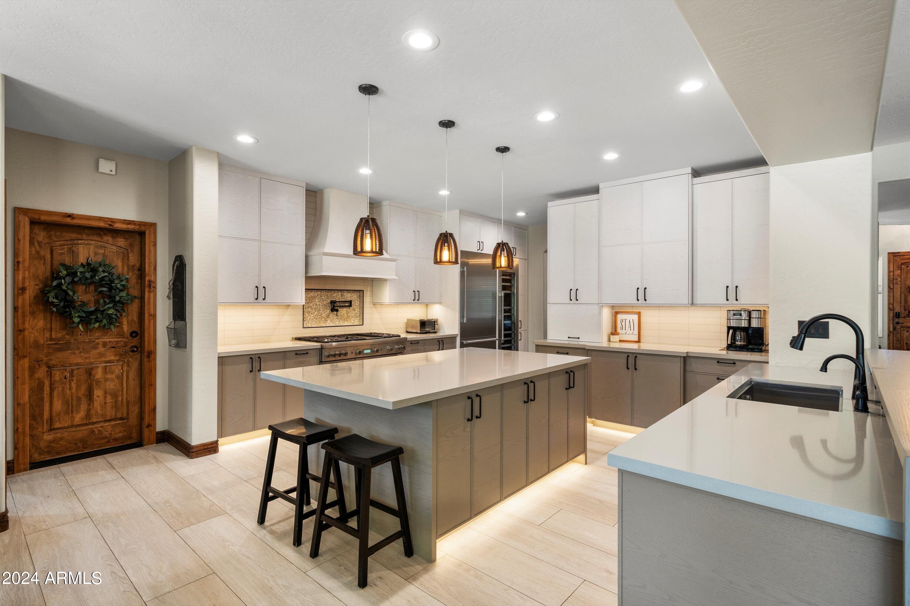 1835 E SCORPIO Place