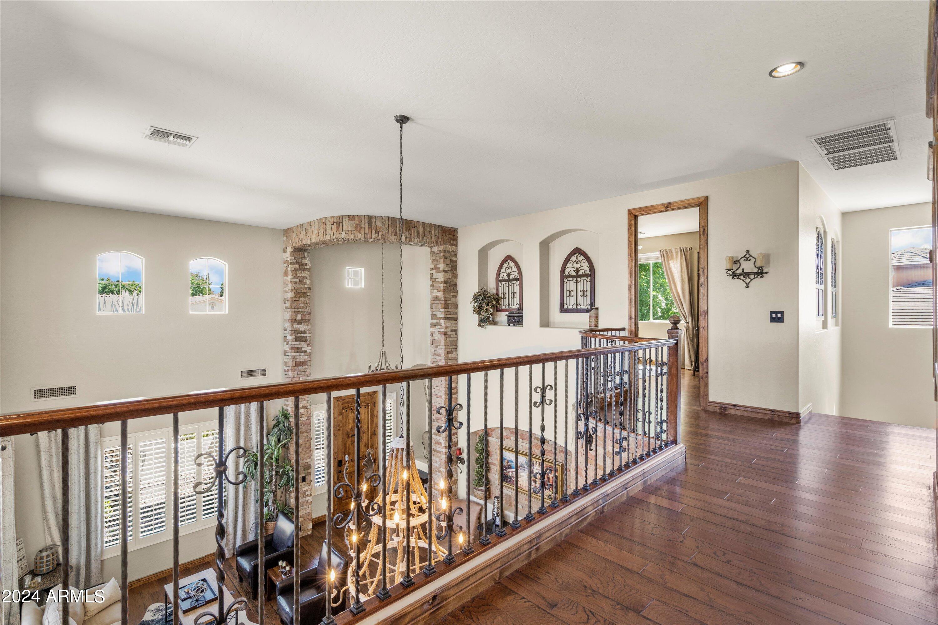 1835 E SCORPIO Place