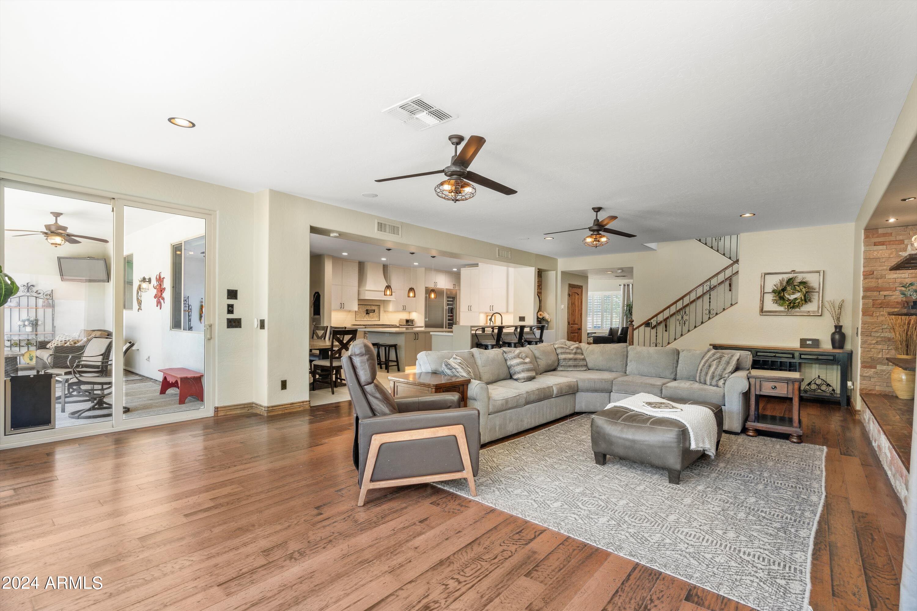 1835 E SCORPIO Place