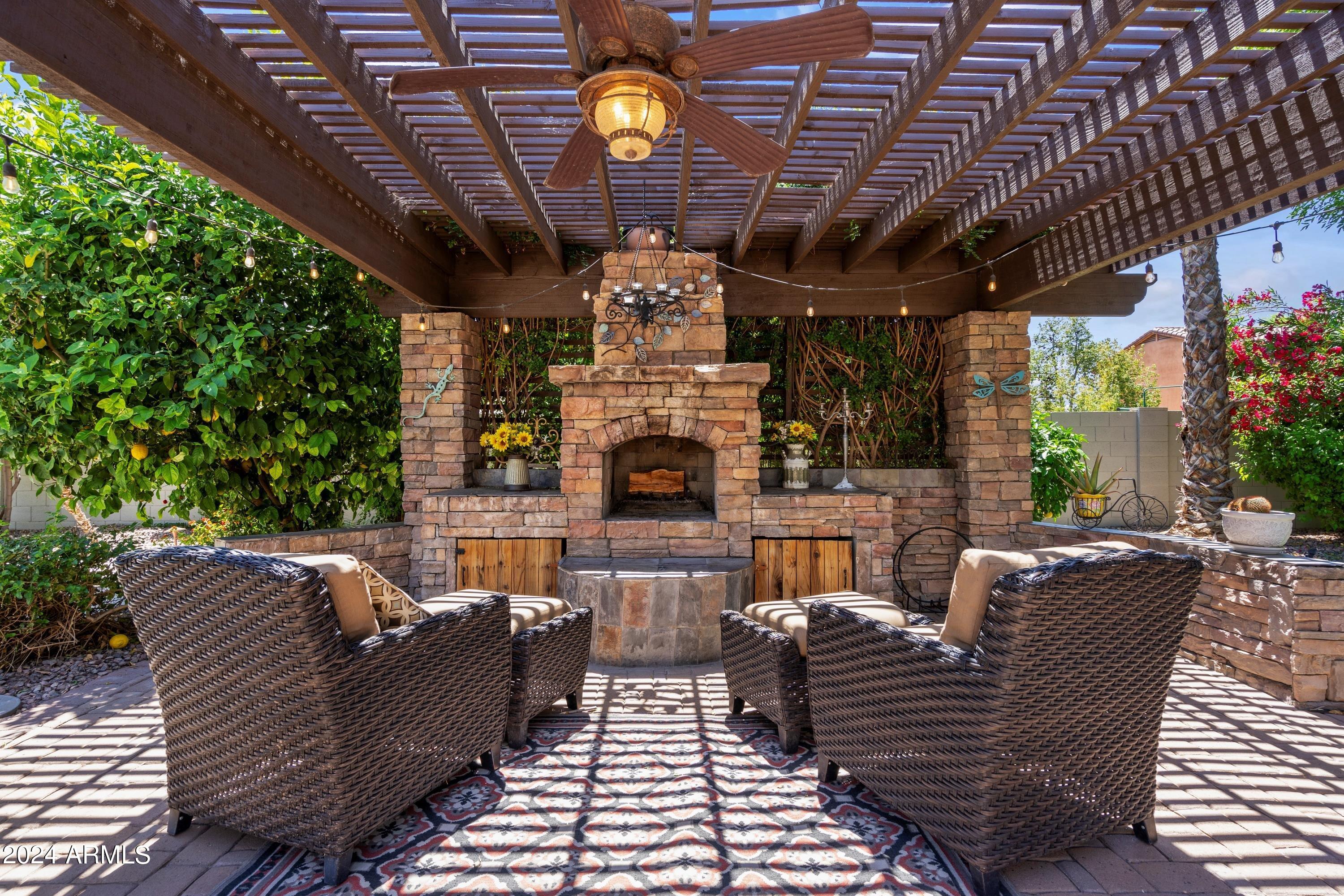 1835 E SCORPIO Place
