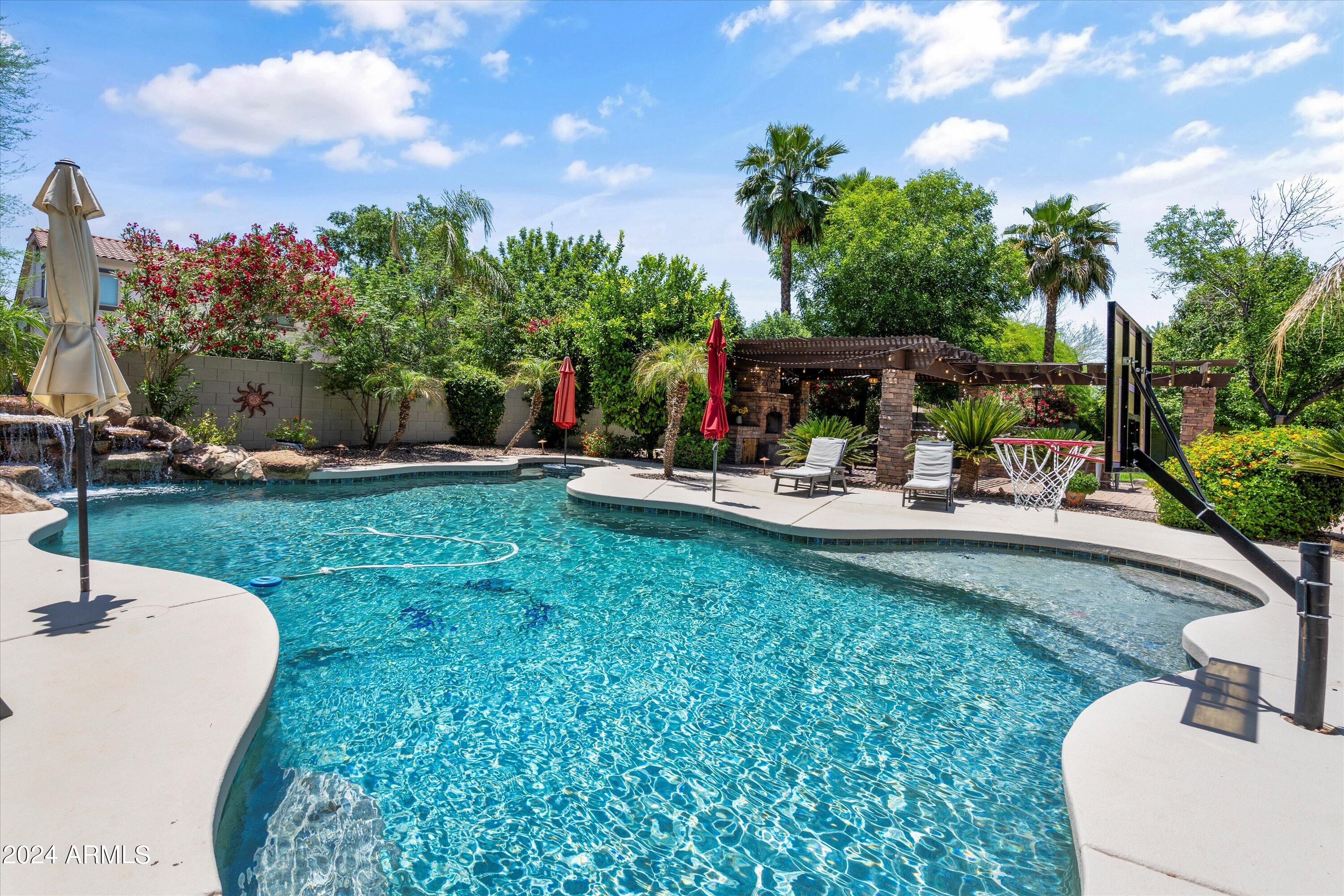 1835 E SCORPIO Place