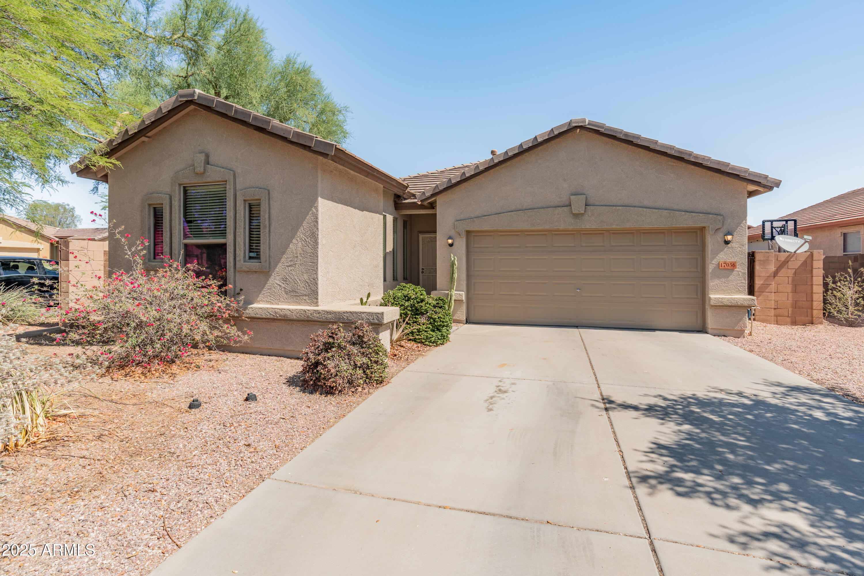 17056 W BRISTOL Lane