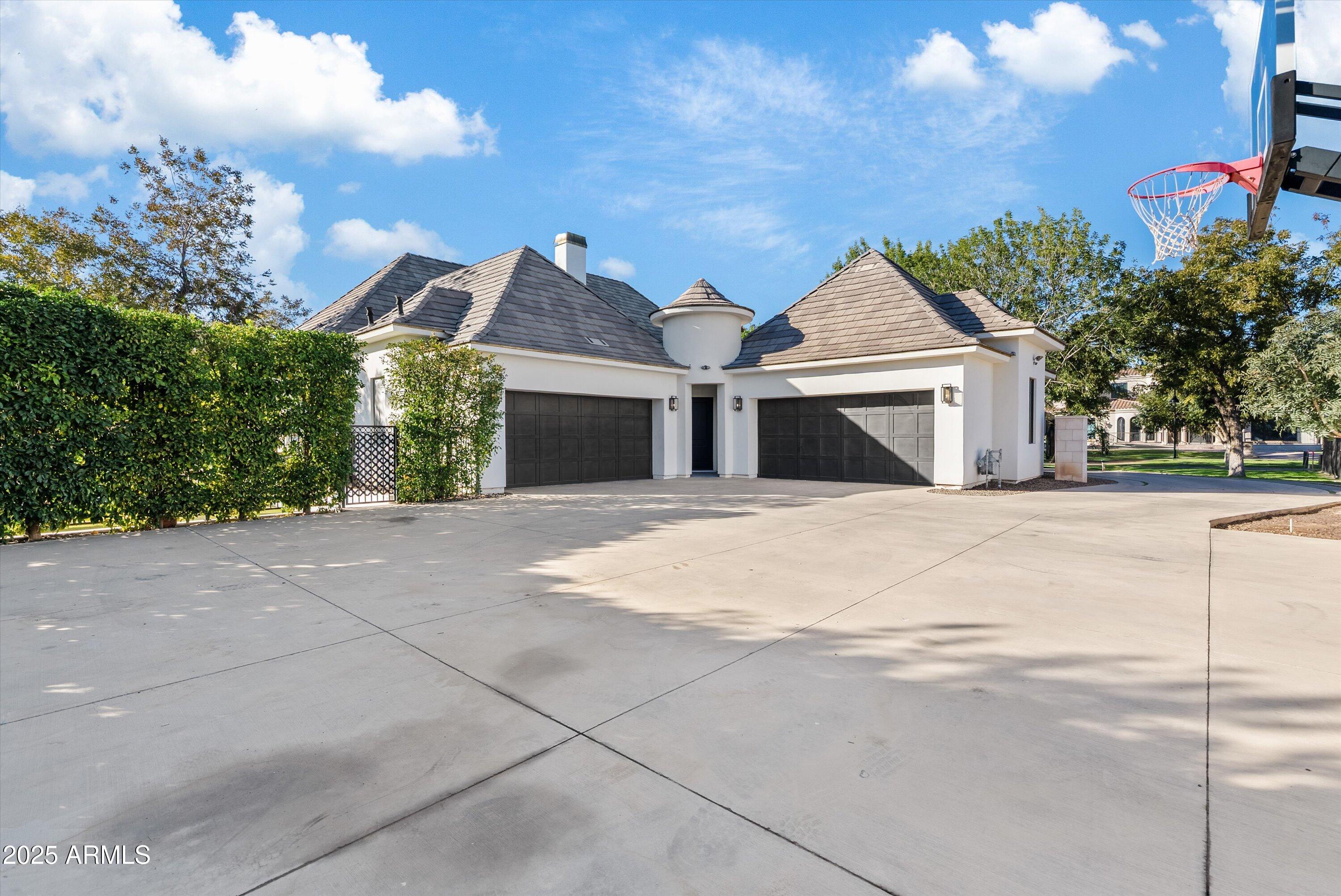 20521 E PECAN Lane