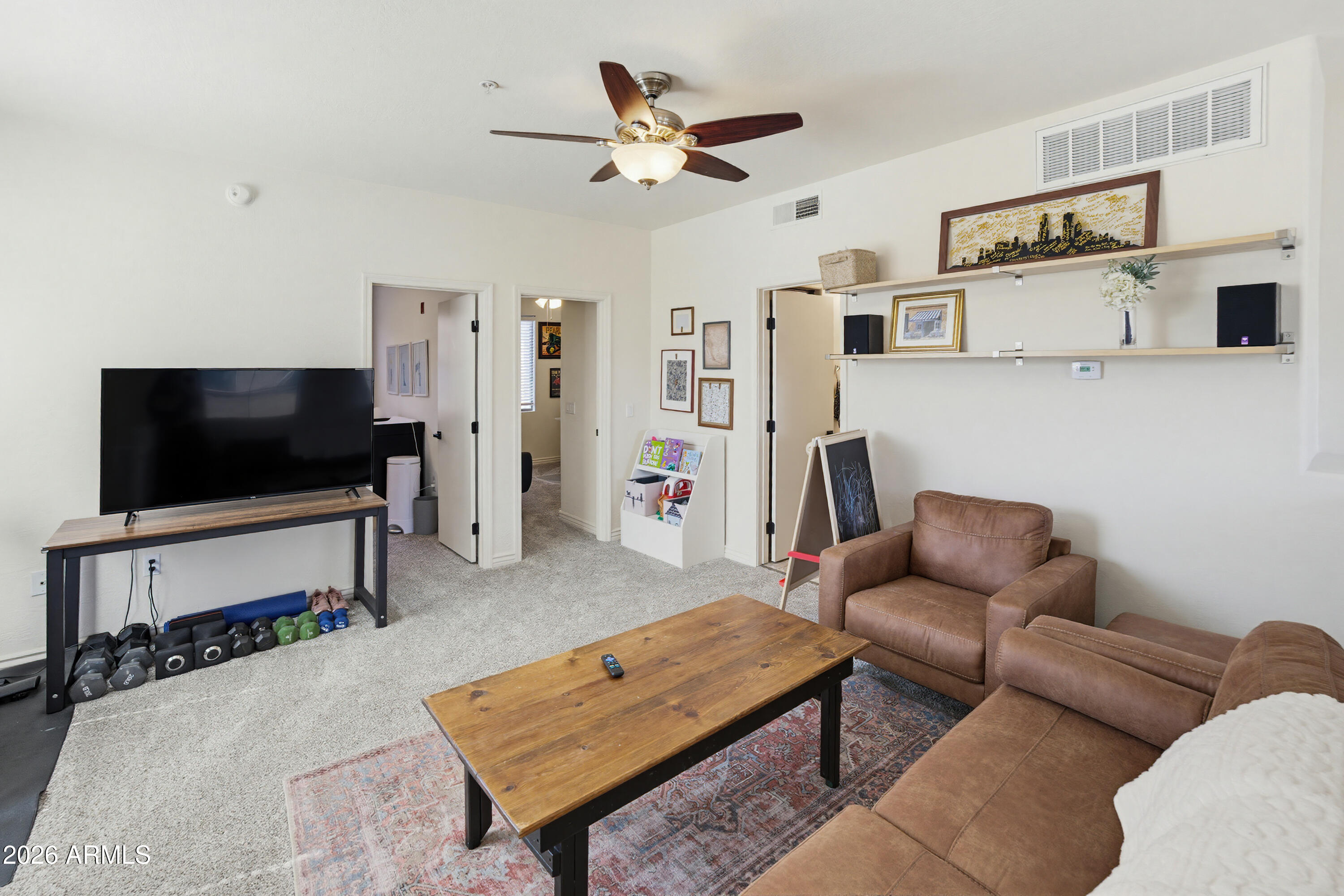 3250 W GREENWAY Road 162