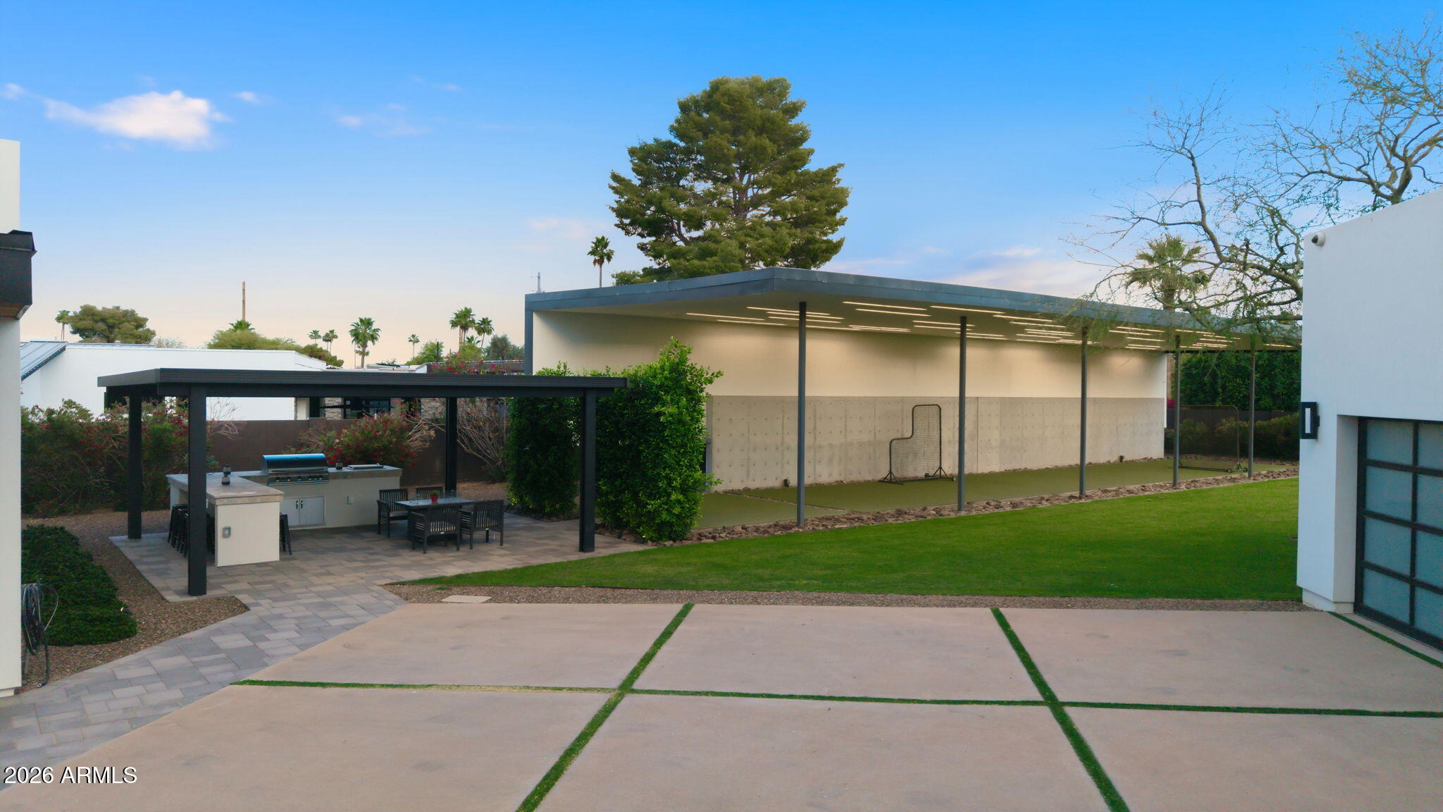 7433 E CHOLLA Lane