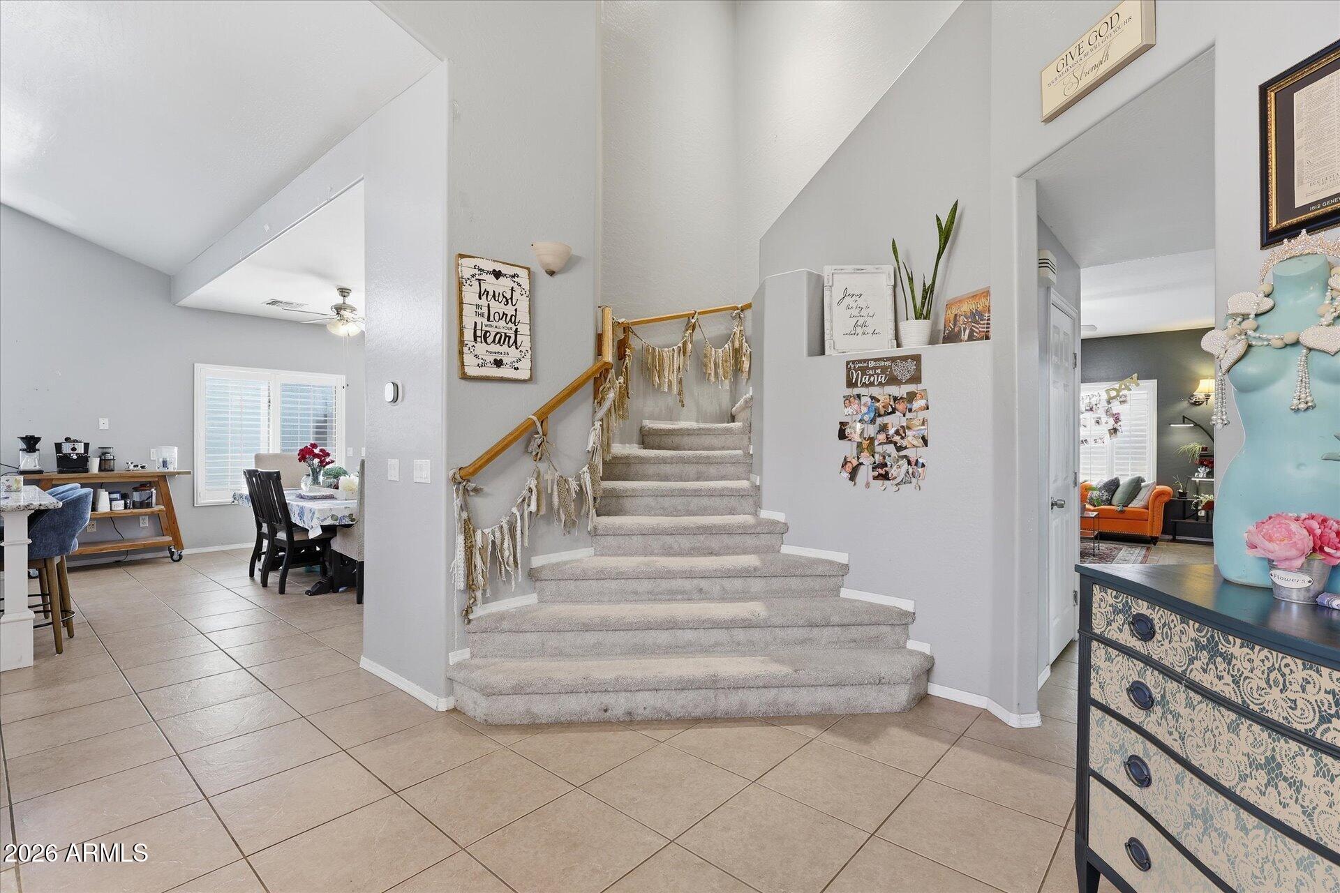 2130 N CYPRESS POINT Way