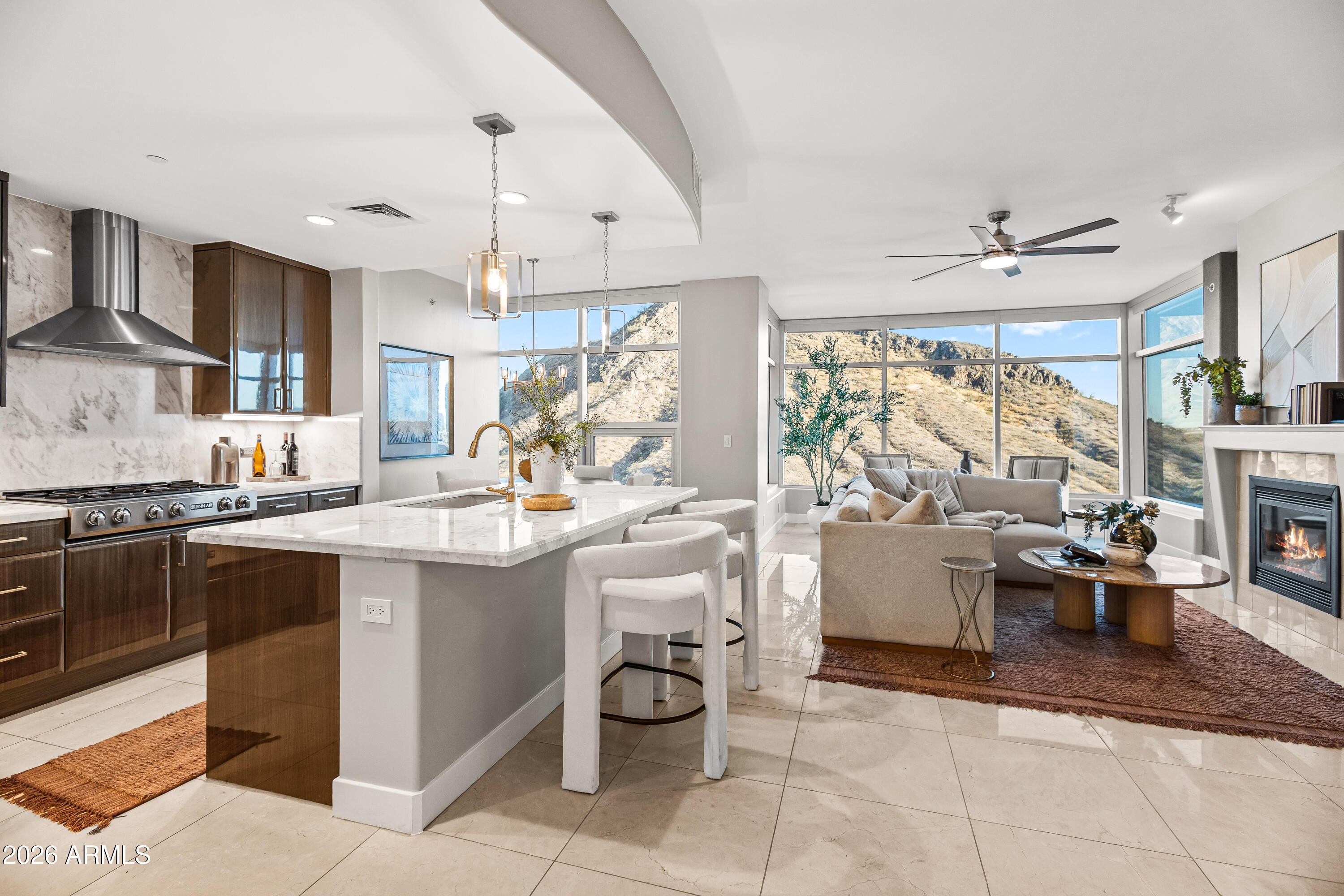 140 E RIO SALADO Parkway 1101
