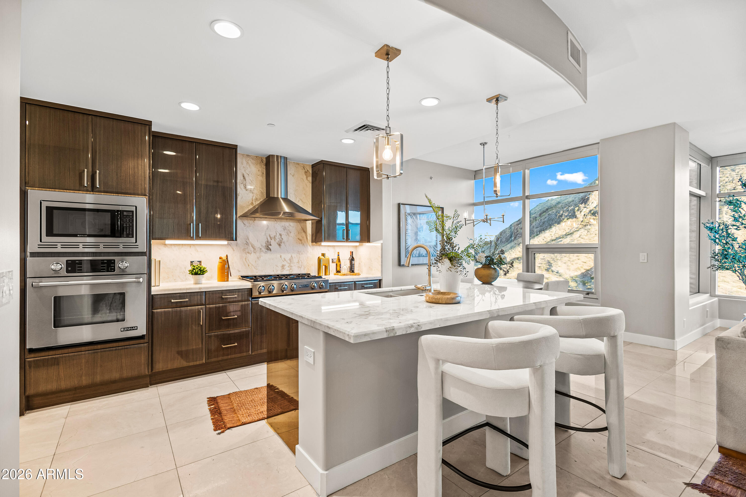 140 E RIO SALADO Parkway 1101