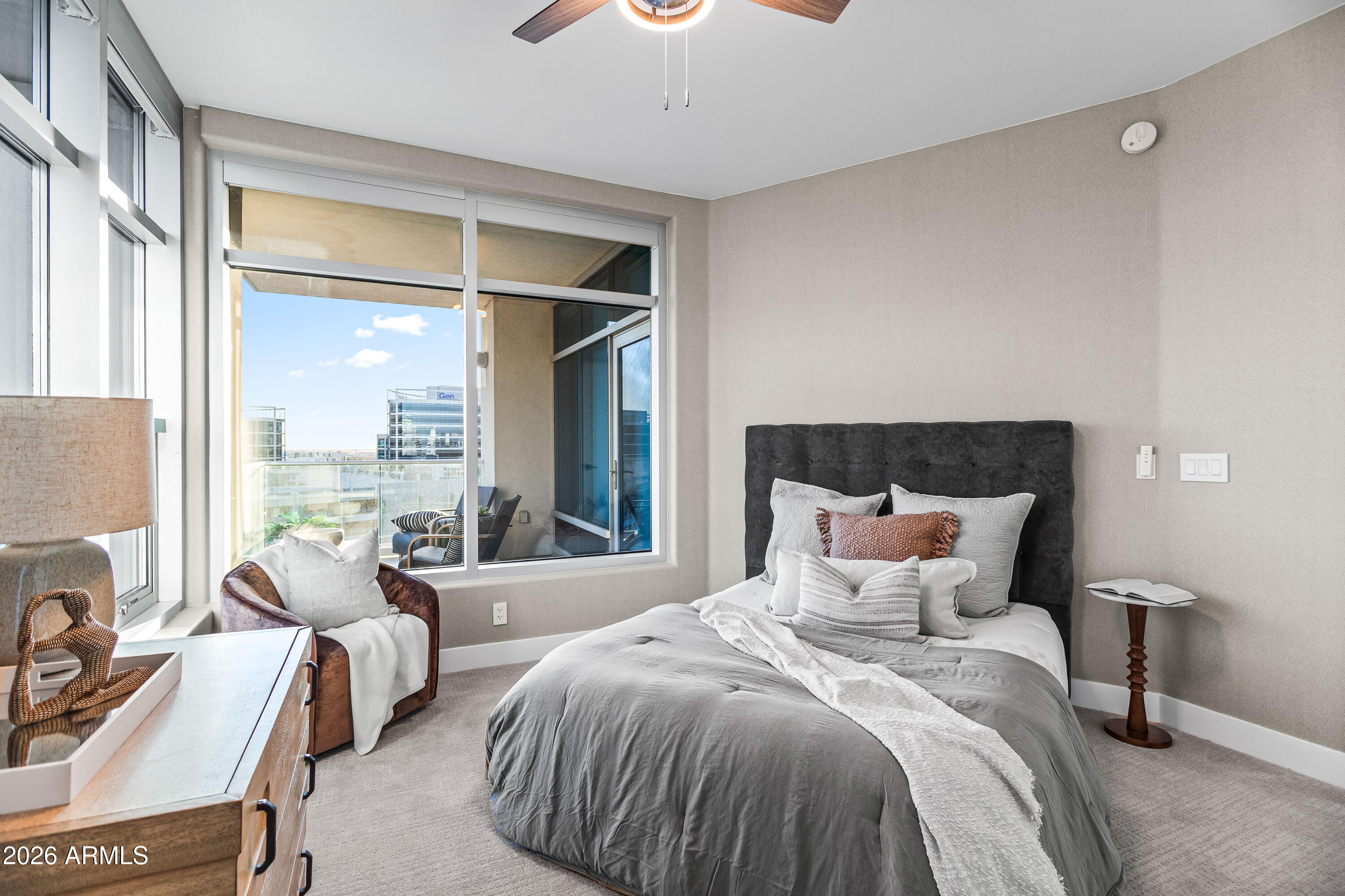 140 E RIO SALADO Parkway 1101