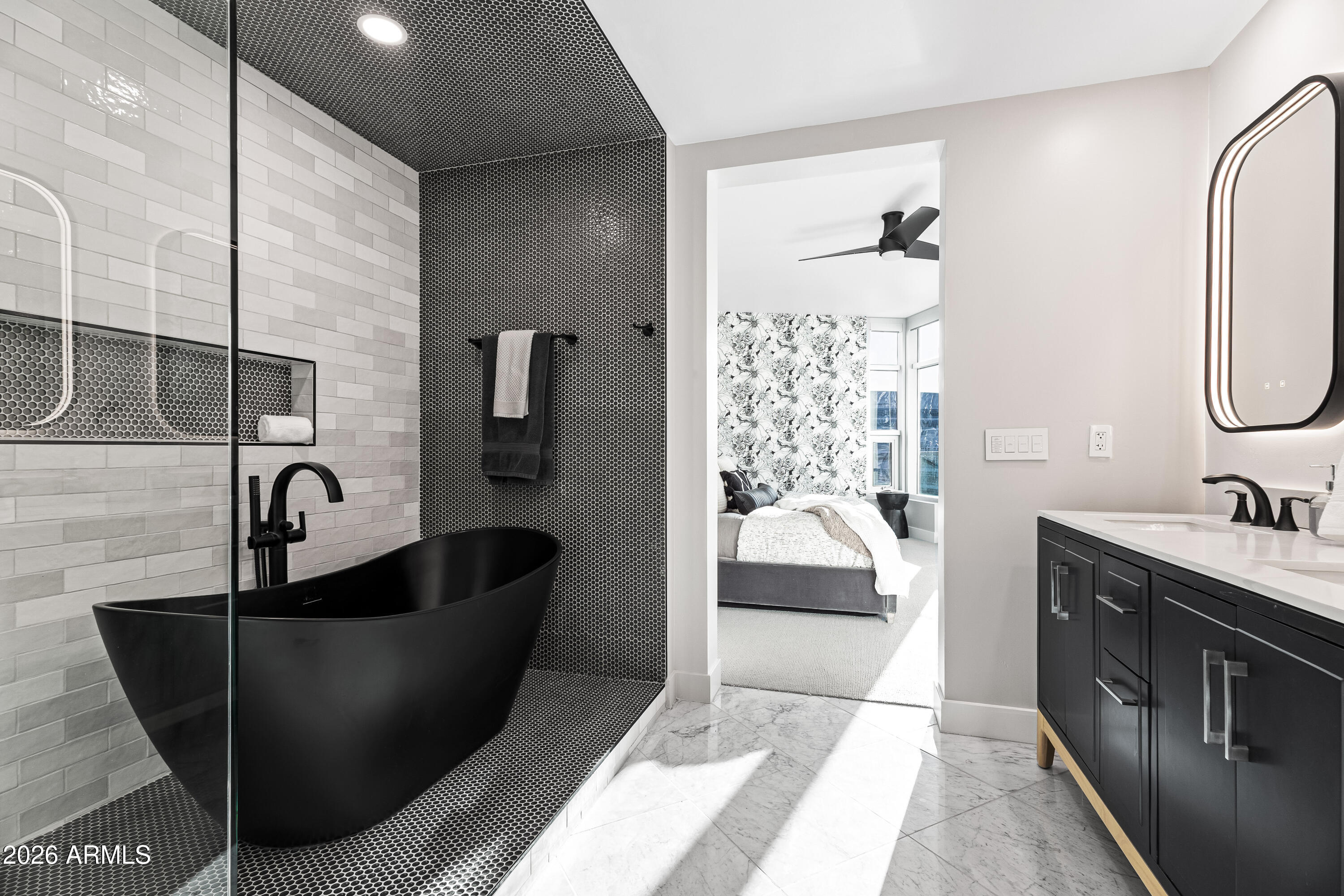 140 E RIO SALADO Parkway 1103