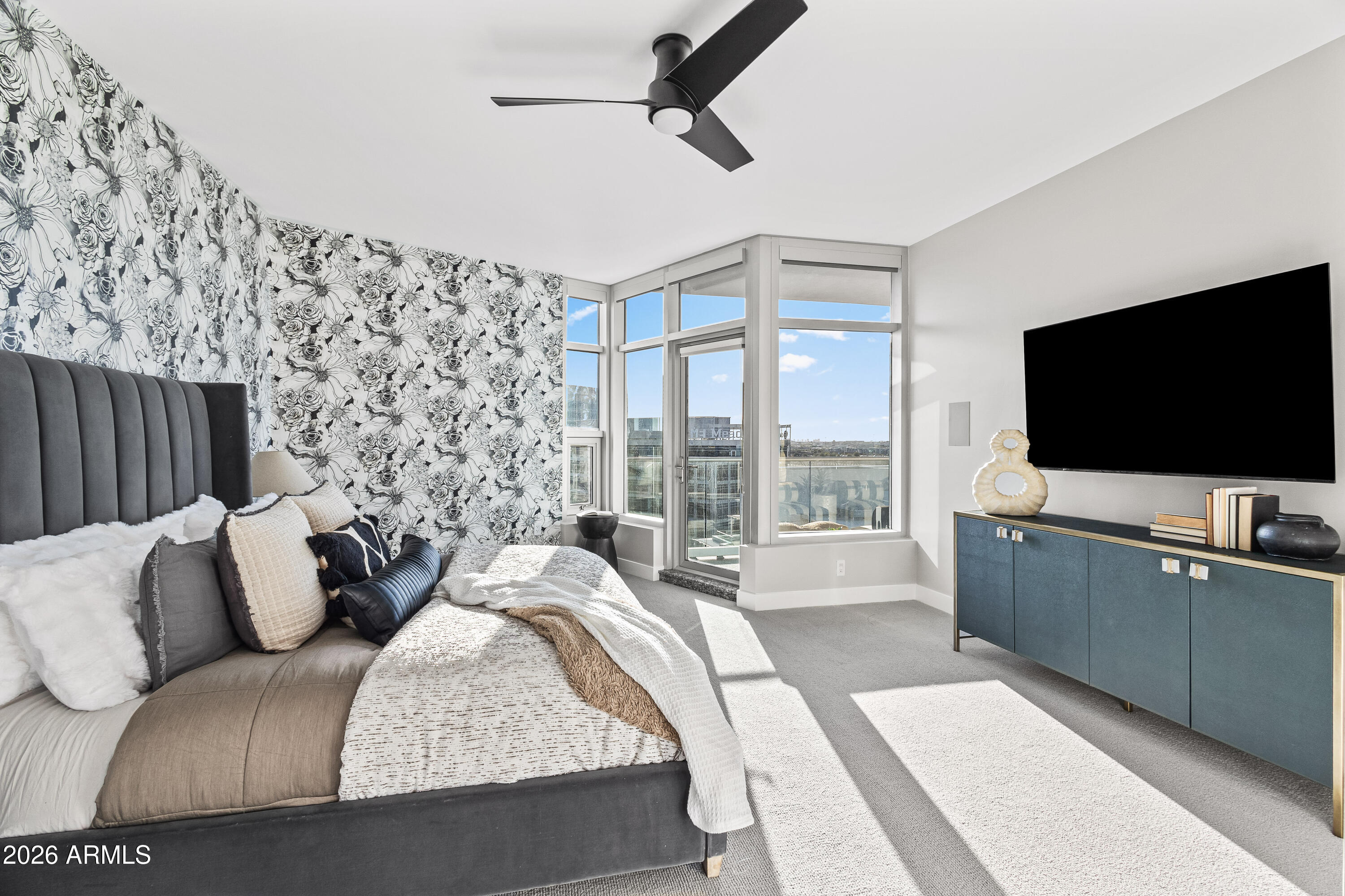 140 E RIO SALADO Parkway 1103