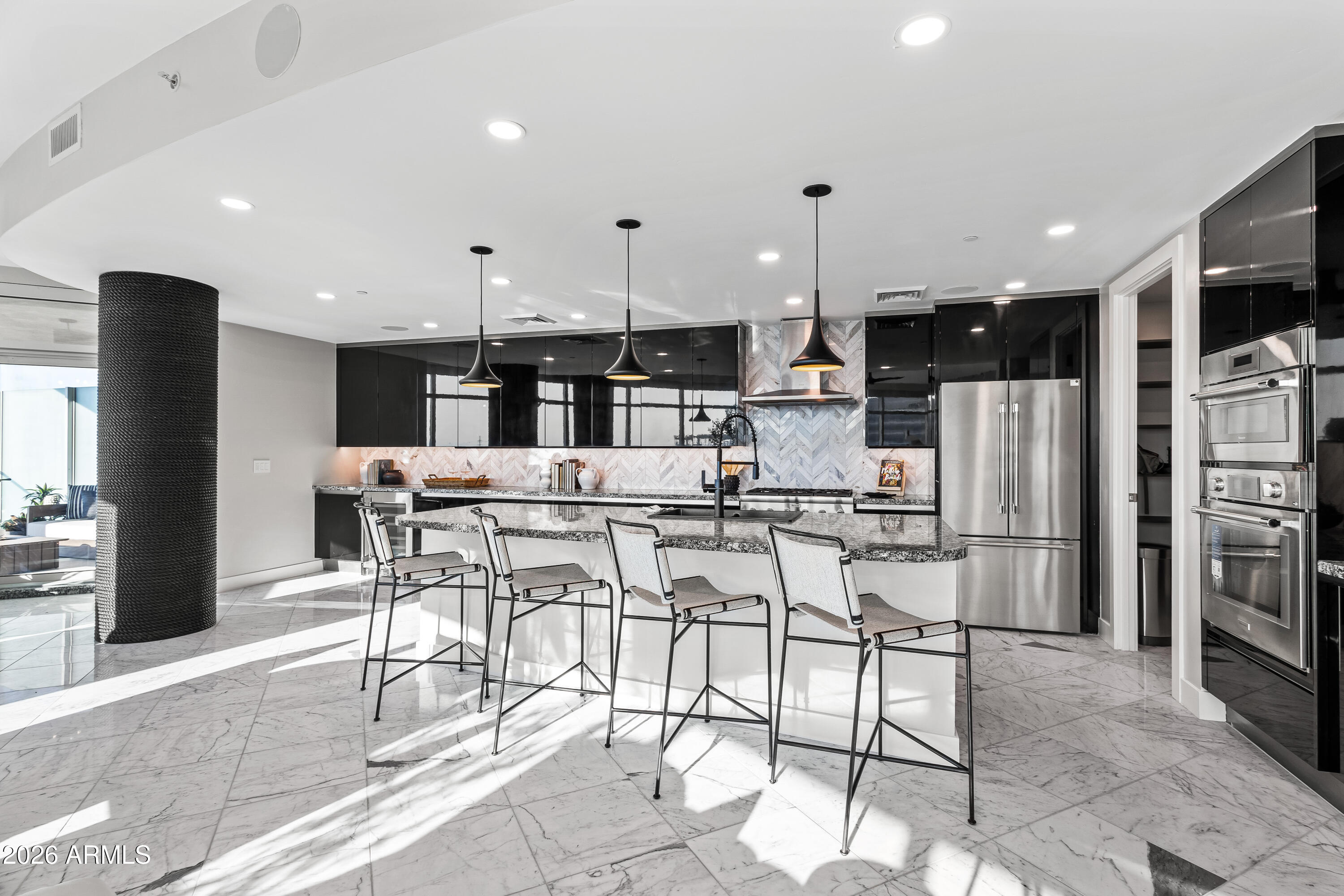 140 E RIO SALADO Parkway 1103