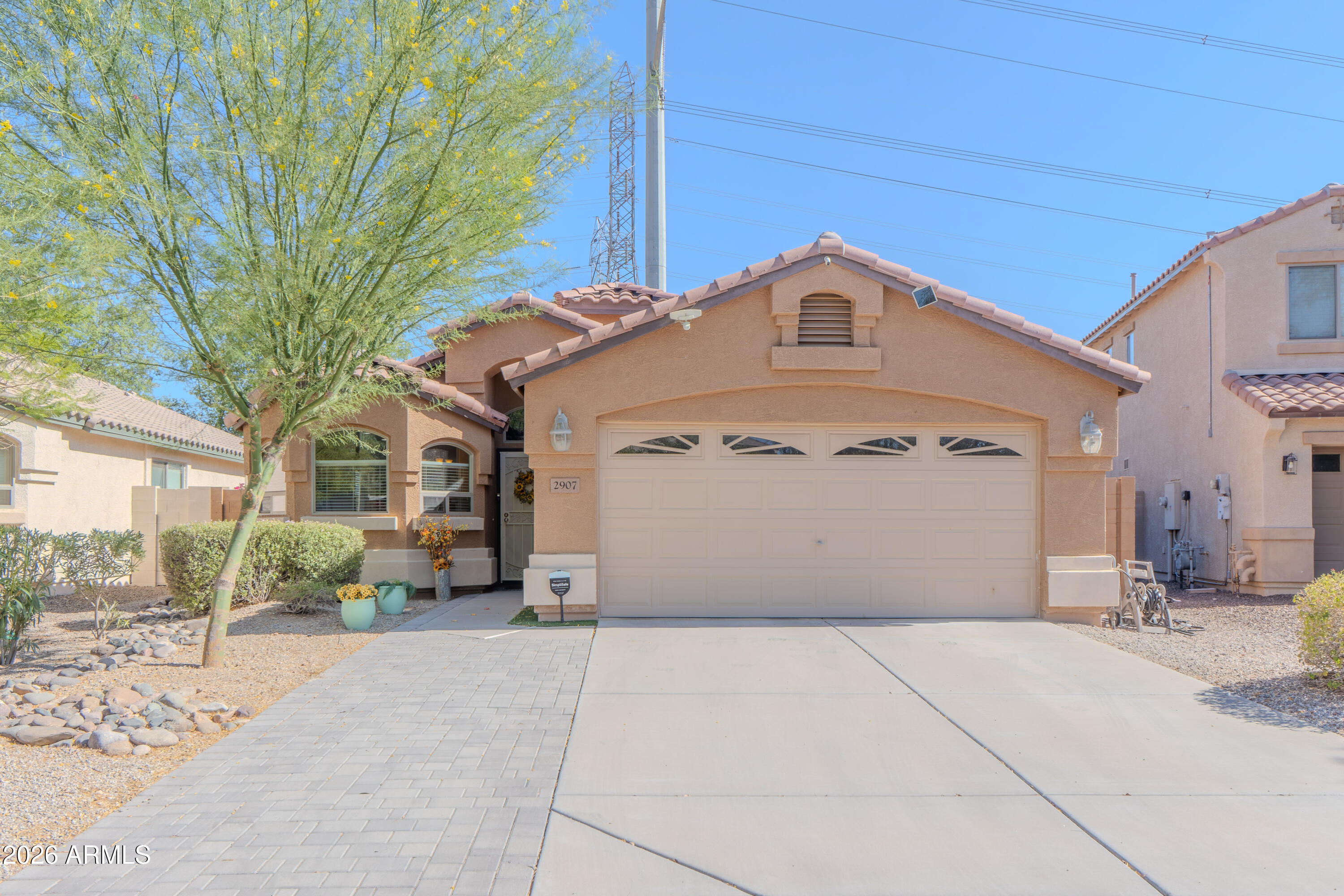 2907 E WHISPERING WIND Drive