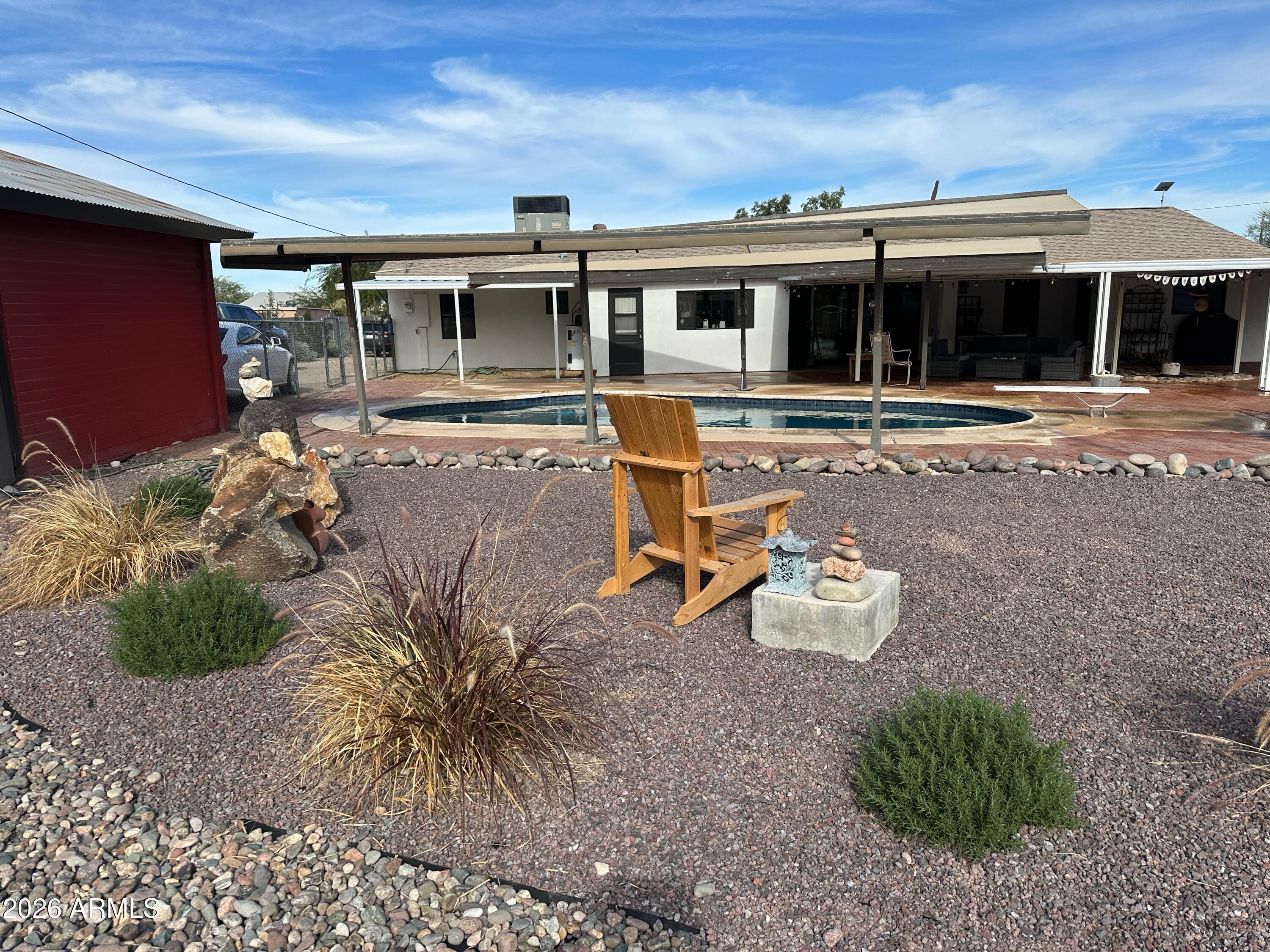 2621 E SOUTH MOUNTAIN Avenue