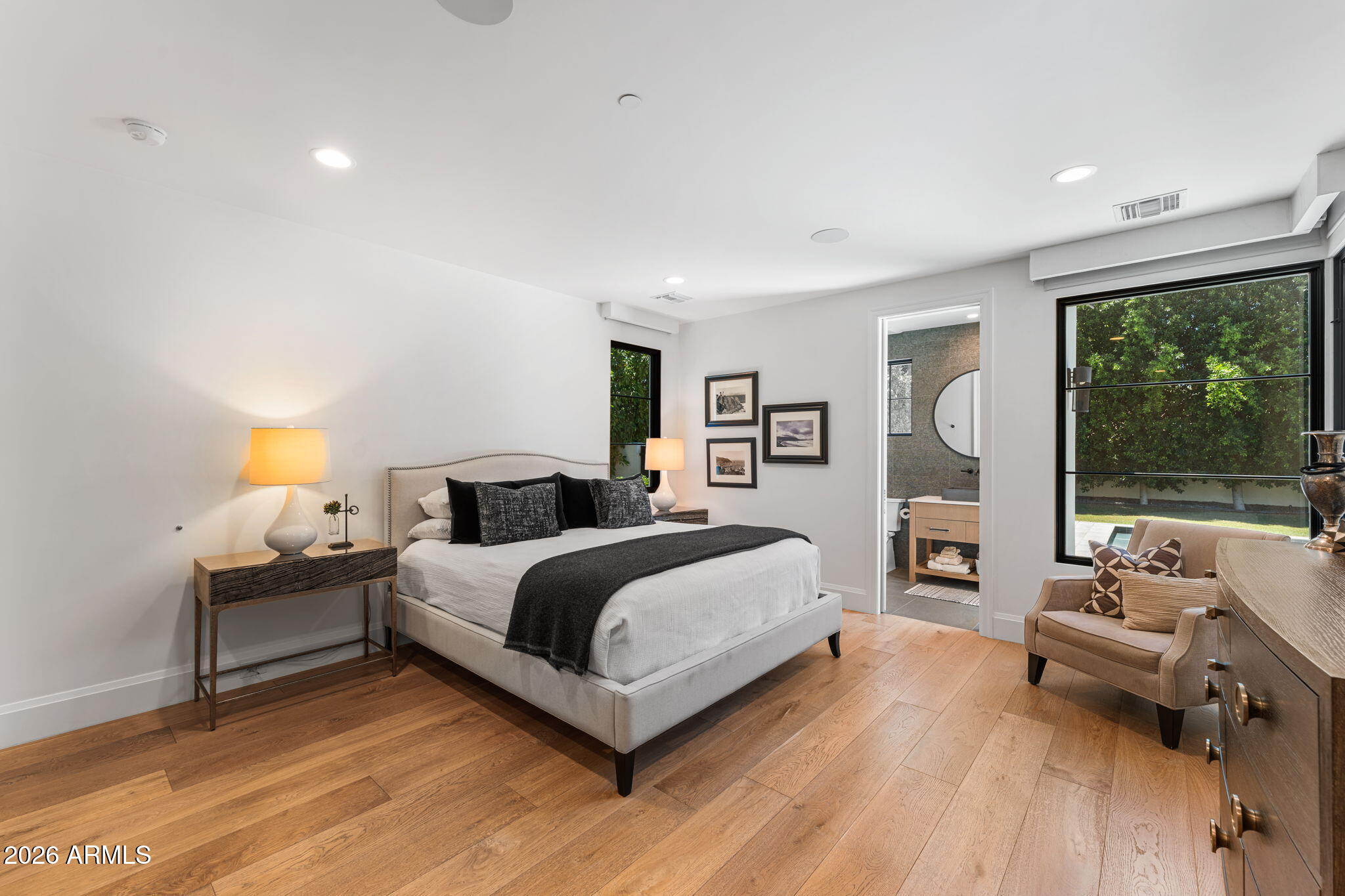 5843 E CALLE DEL SUD