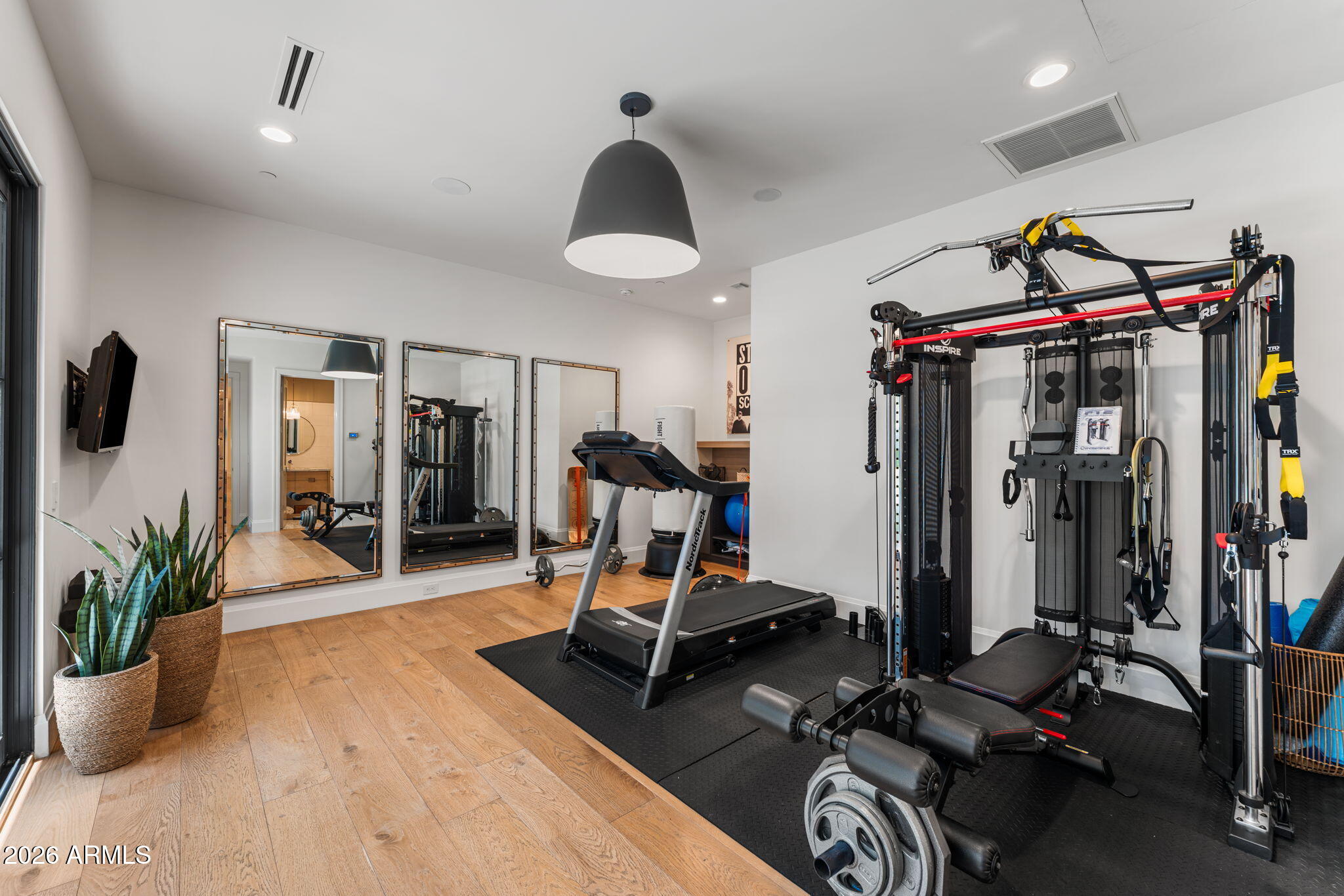 5843 E CALLE DEL SUD
