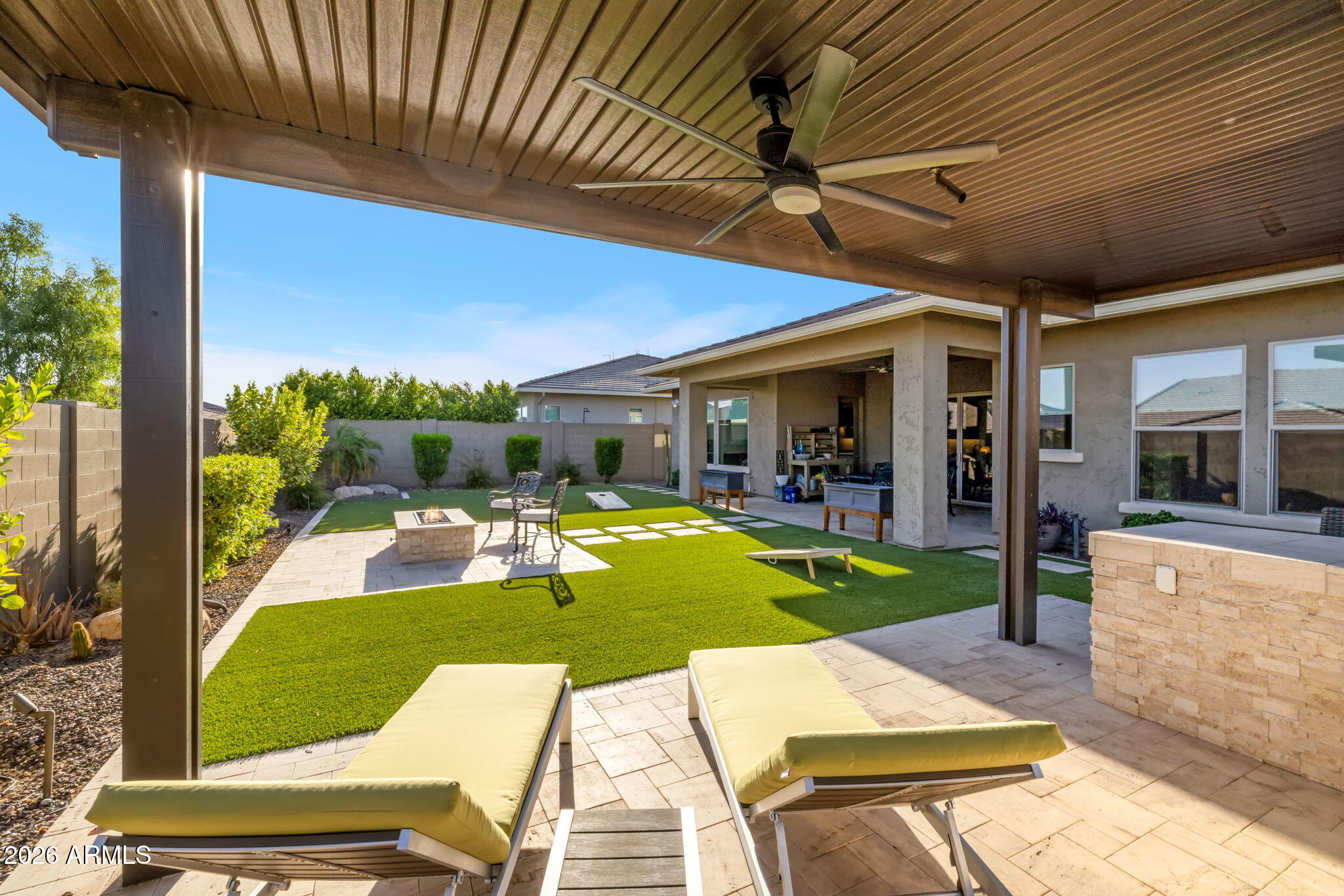 11613 W MONTANSORO Lane