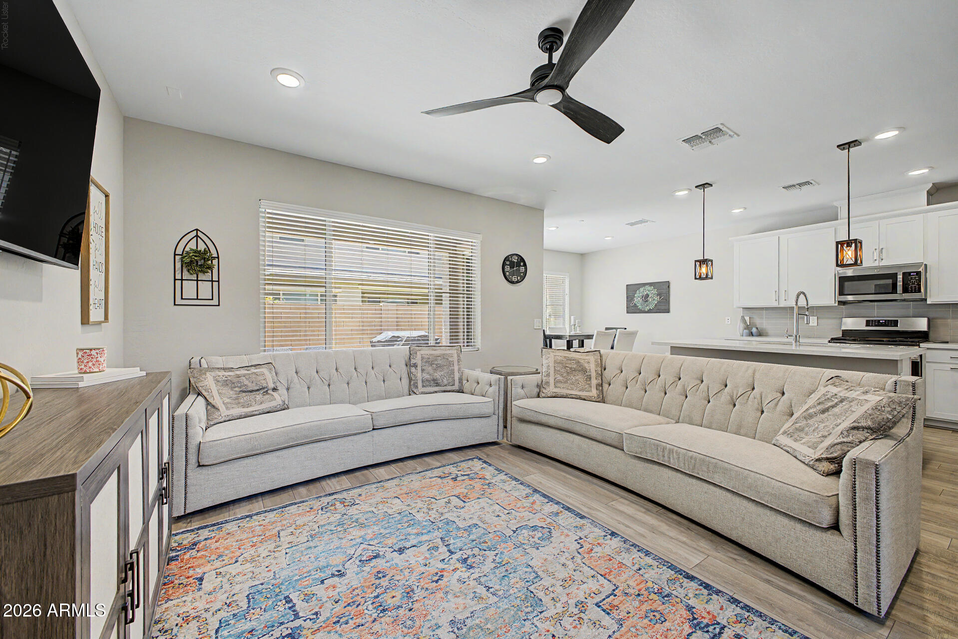 753 E BEAUCHAMP Drive 102